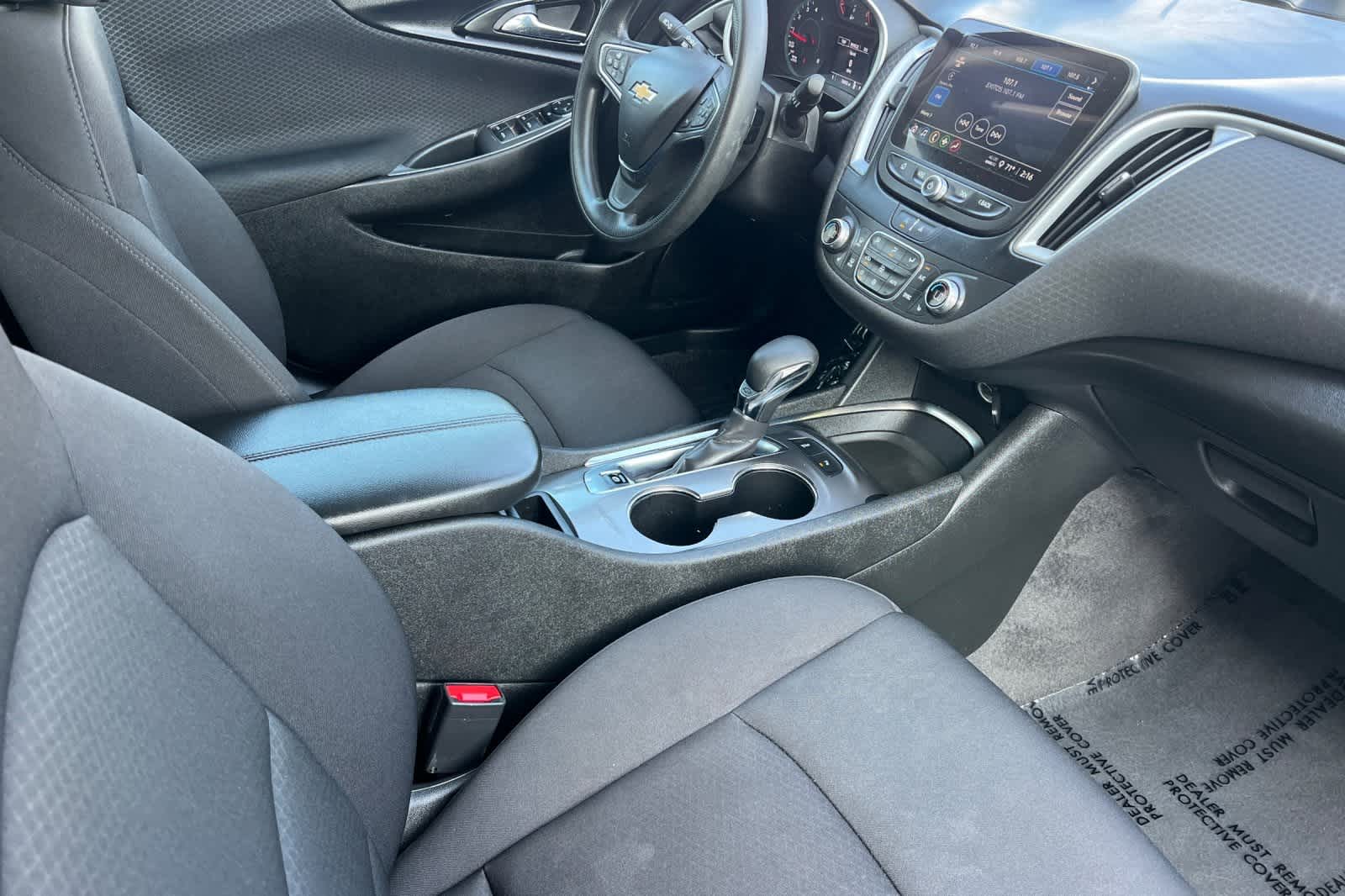 Thumbnail: 2024 Chevrolet Malibu - 18