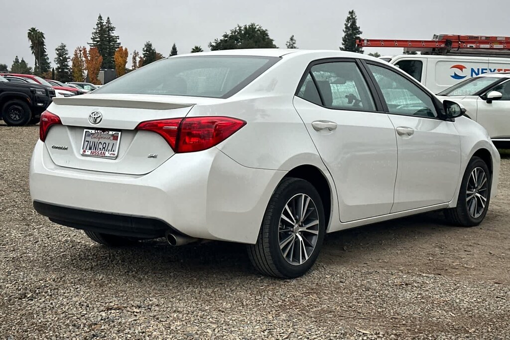 Used 2017 Toyota Corolla SE Sedan