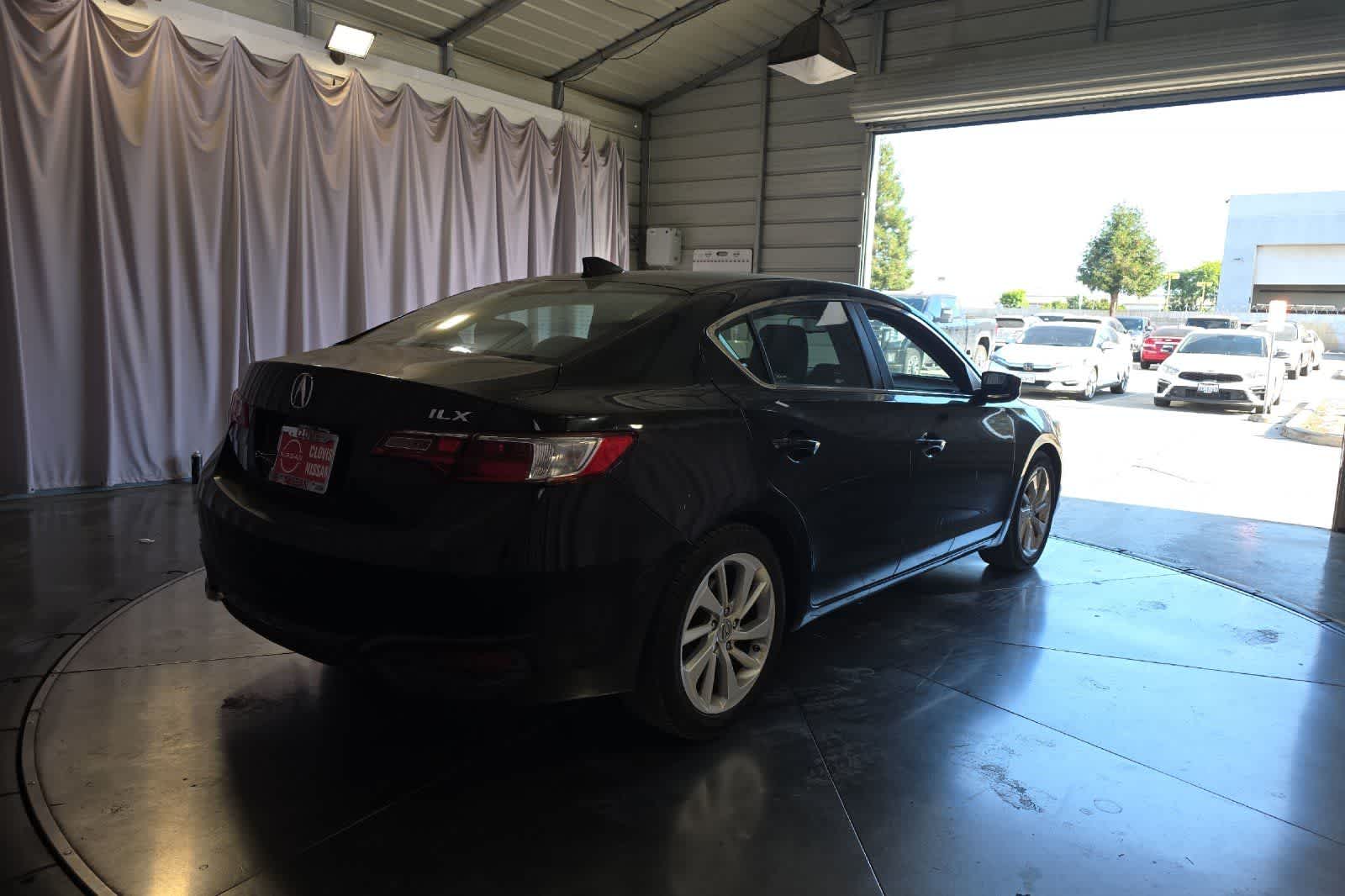 Thumbnail: 2017 Acura ILX - 3
