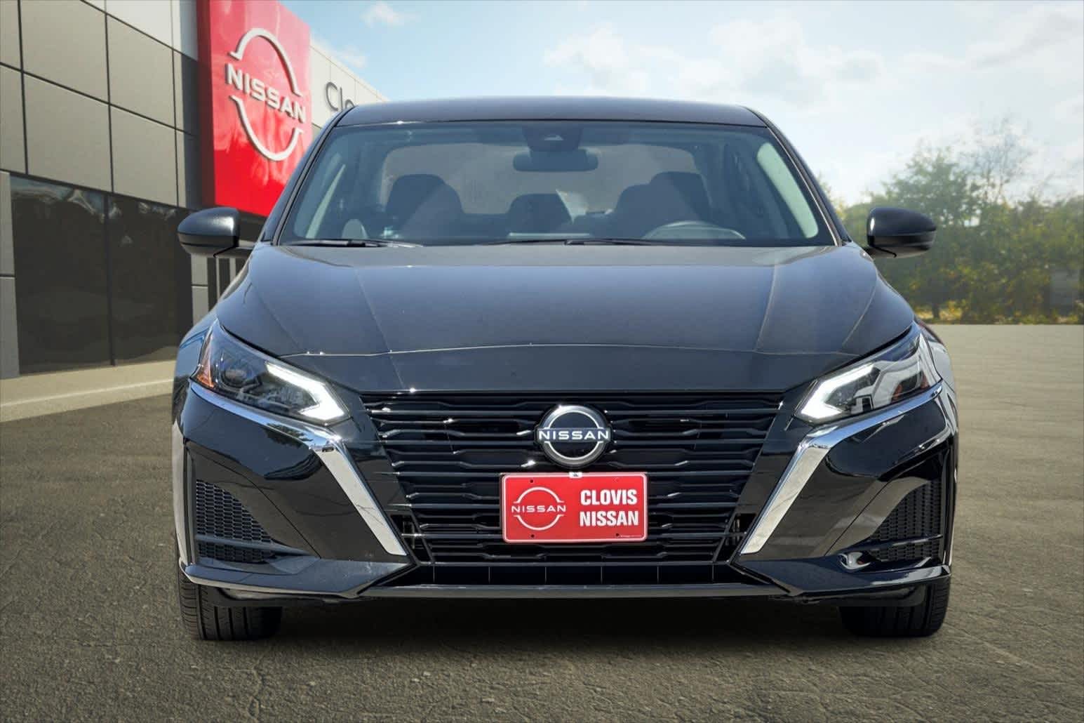 Thumbnail: 2025 Nissan Altima - 11