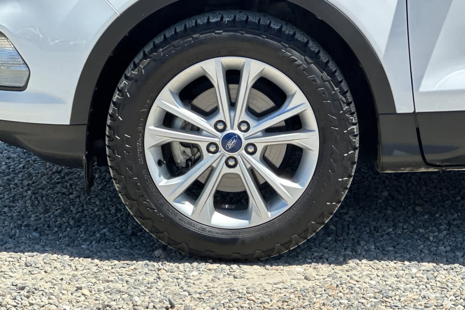Thumbnail: 2019 Ford Escape - 12