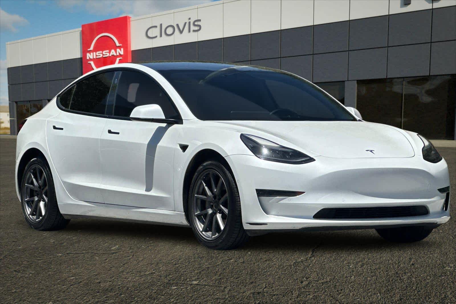 Thumbnail: 2021 Tesla Model 3 - 10