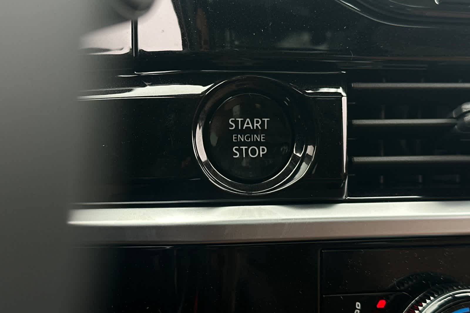 Thumbnail: 2025 Nissan Pathfinder - 28