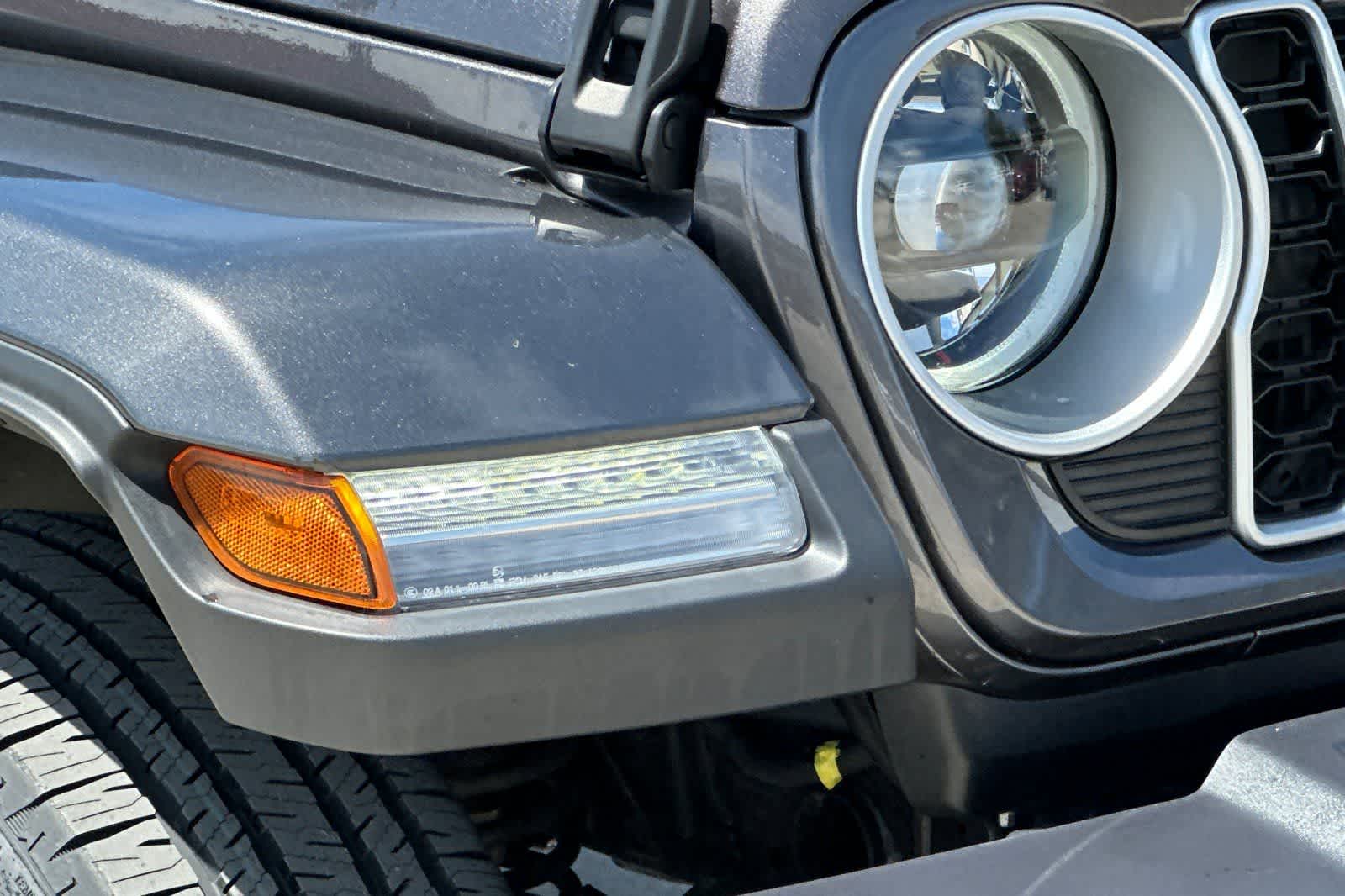 Thumbnail: 2025 Jeep Wrangler - 33