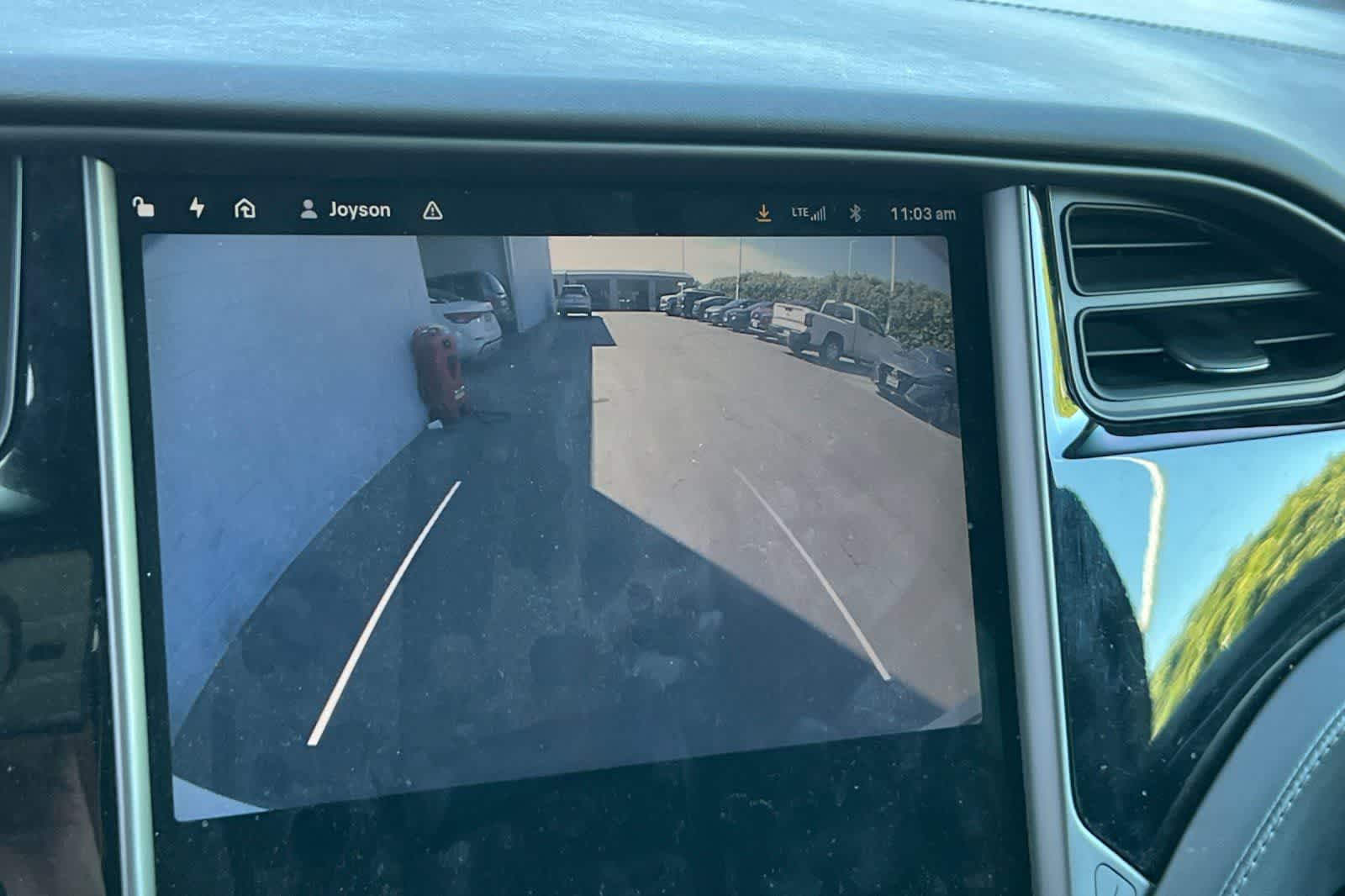 Thumbnail: 2018 Tesla Model X - 23