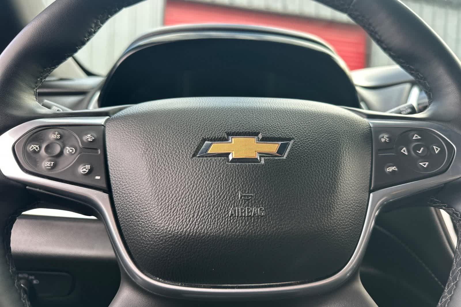 Thumbnail: 2023 Chevrolet Traverse - 31