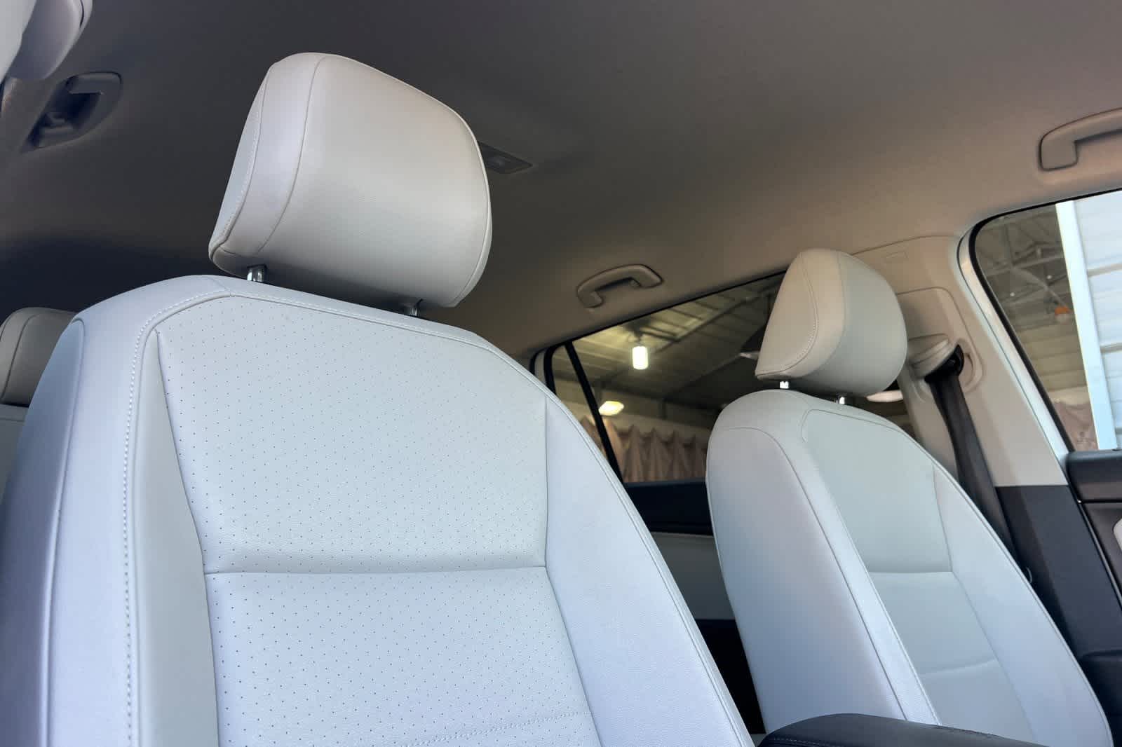 Thumbnail: 2019 Volkswagen Tiguan - 18