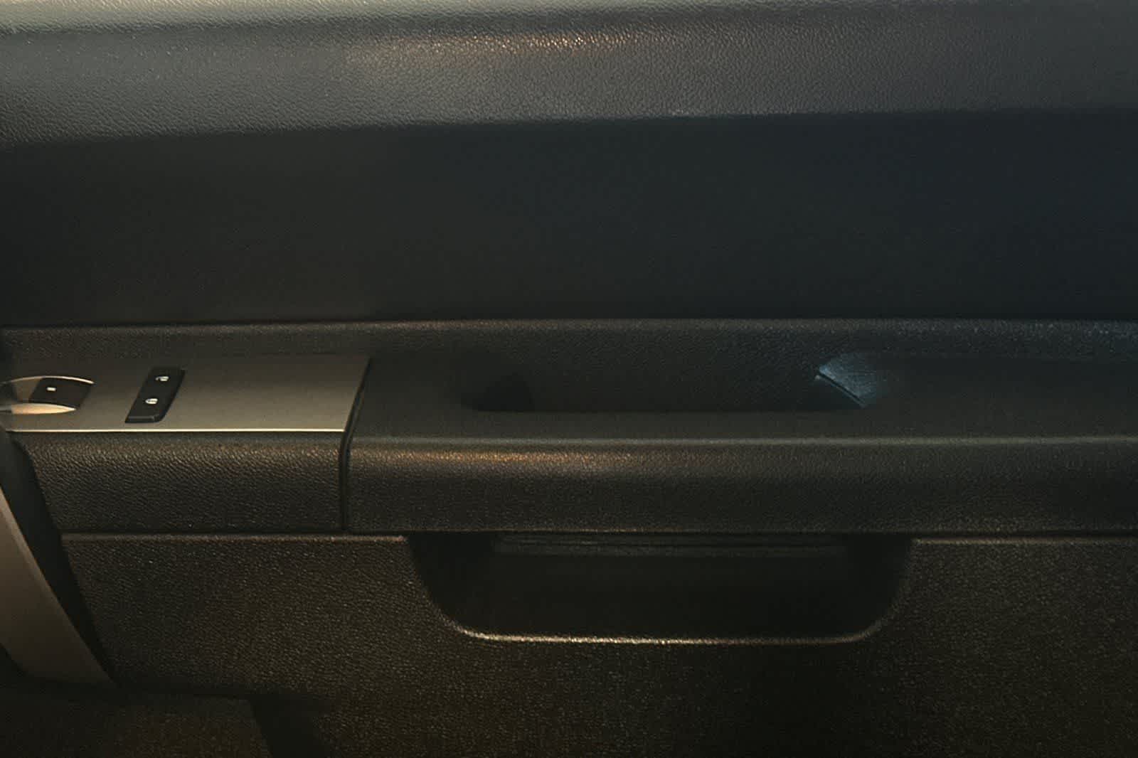 Thumbnail: 2013 GMC Sierra 1500 - 21