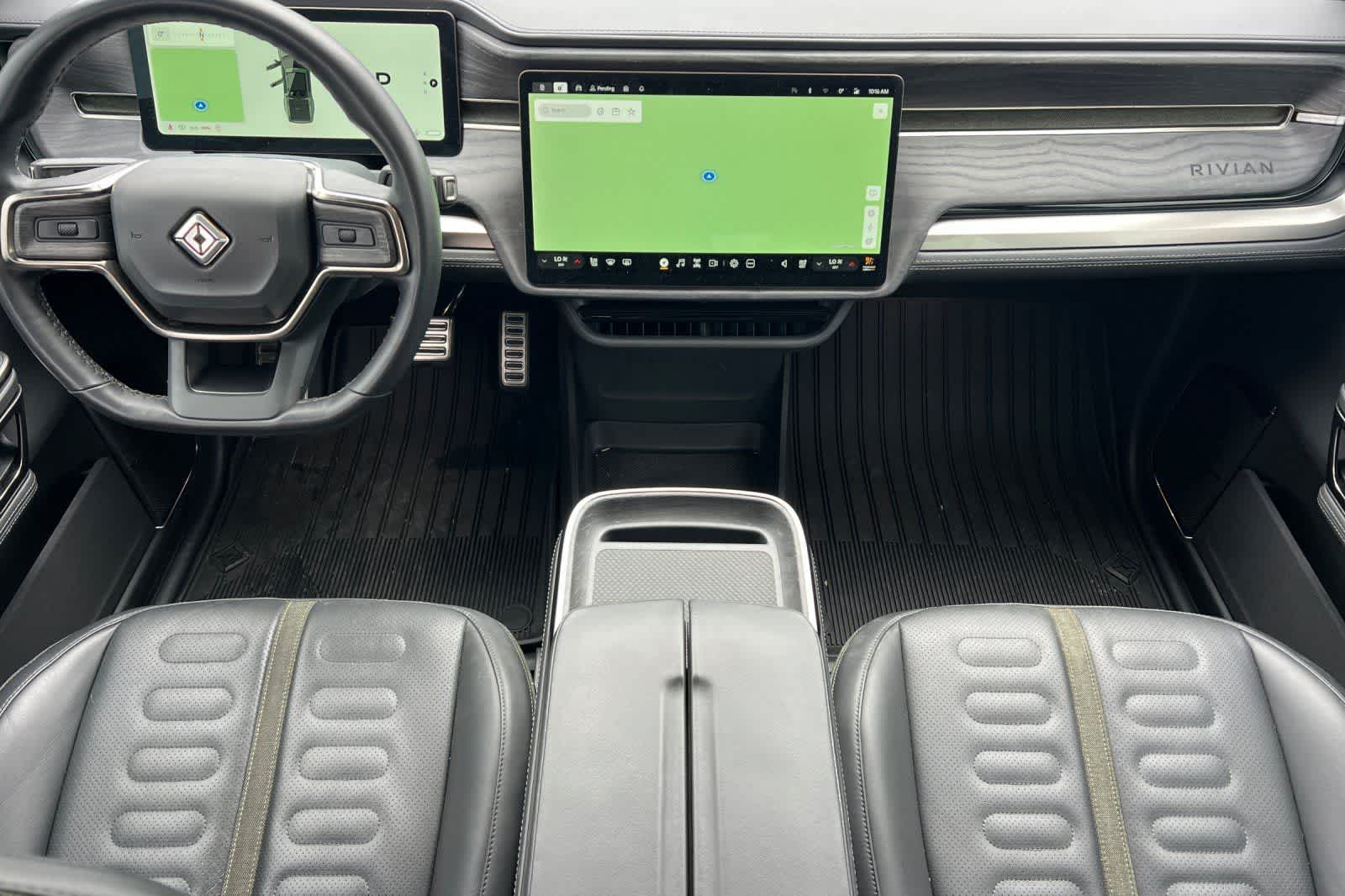 Thumbnail: 2022 Rivian R1T - 4