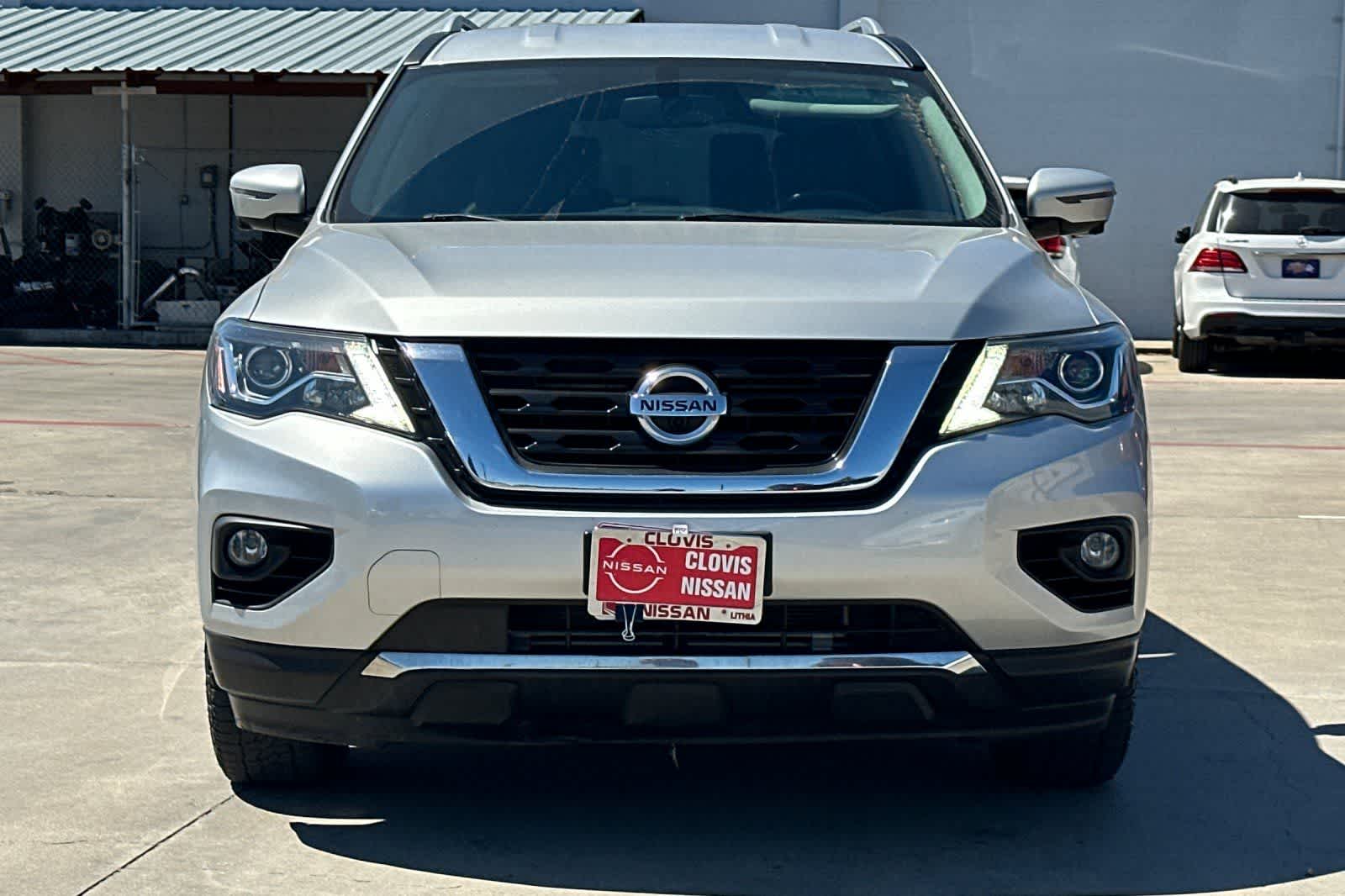Thumbnail: 2019 Nissan Pathfinder - 11