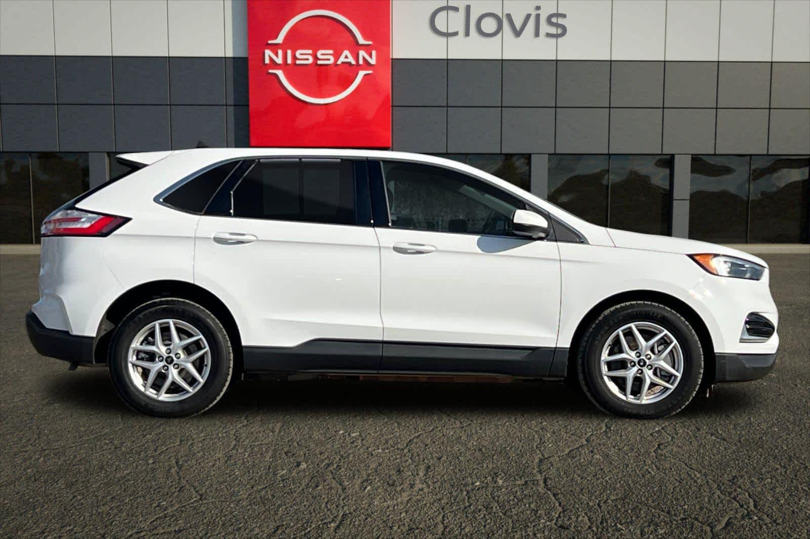 Thumbnail: 2024 Ford Edge - 9