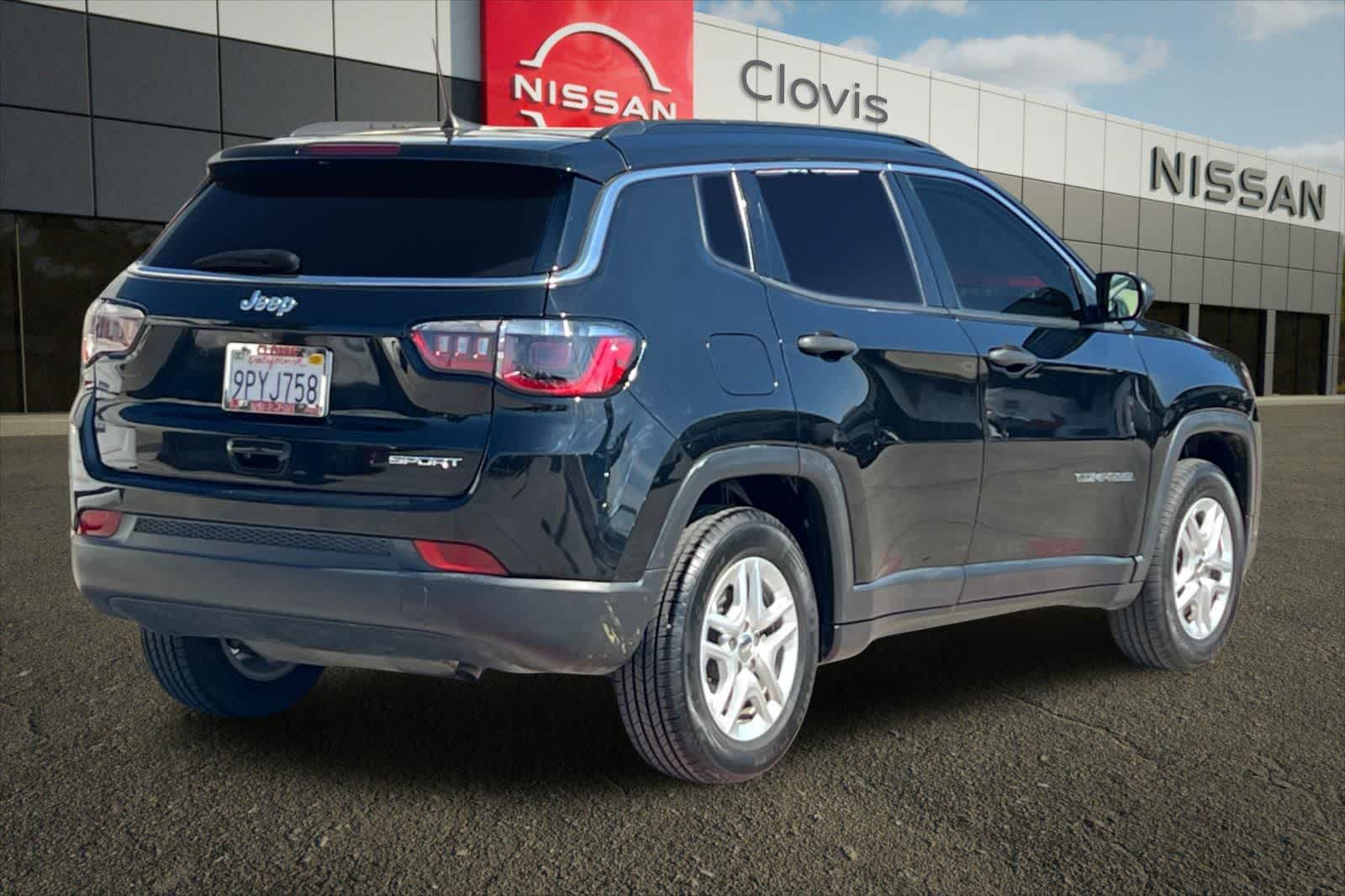 Thumbnail: 2021 Jeep Compass - 3