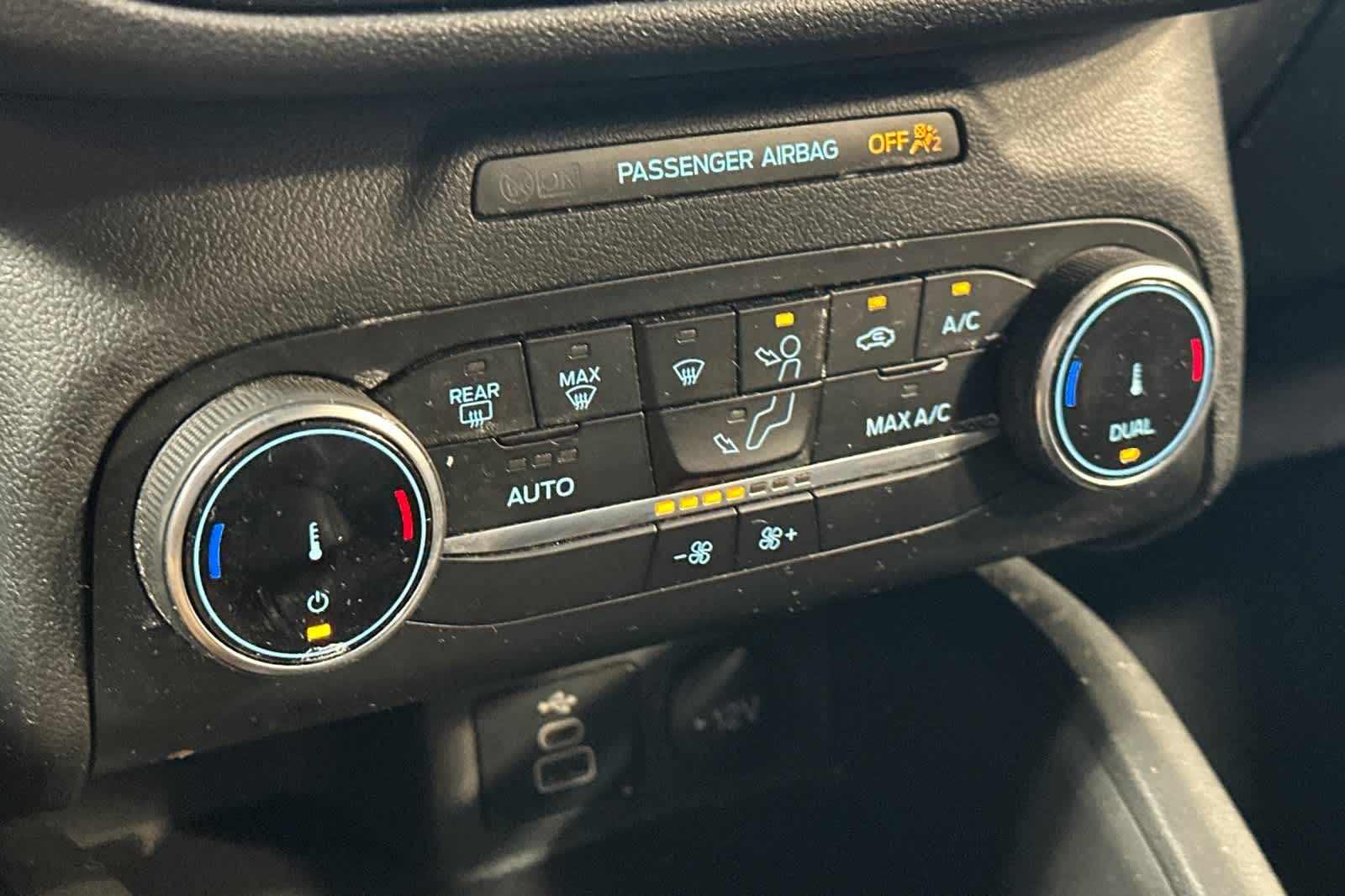 Thumbnail: 2024 Ford Escape - 23