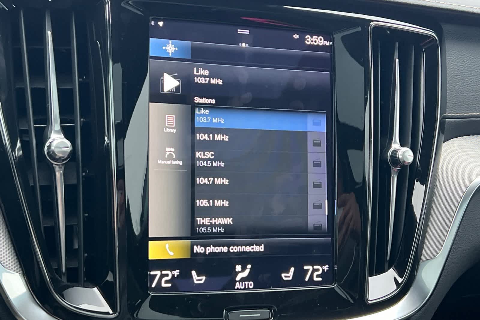 Thumbnail: 2022 Volvo S60 - 18