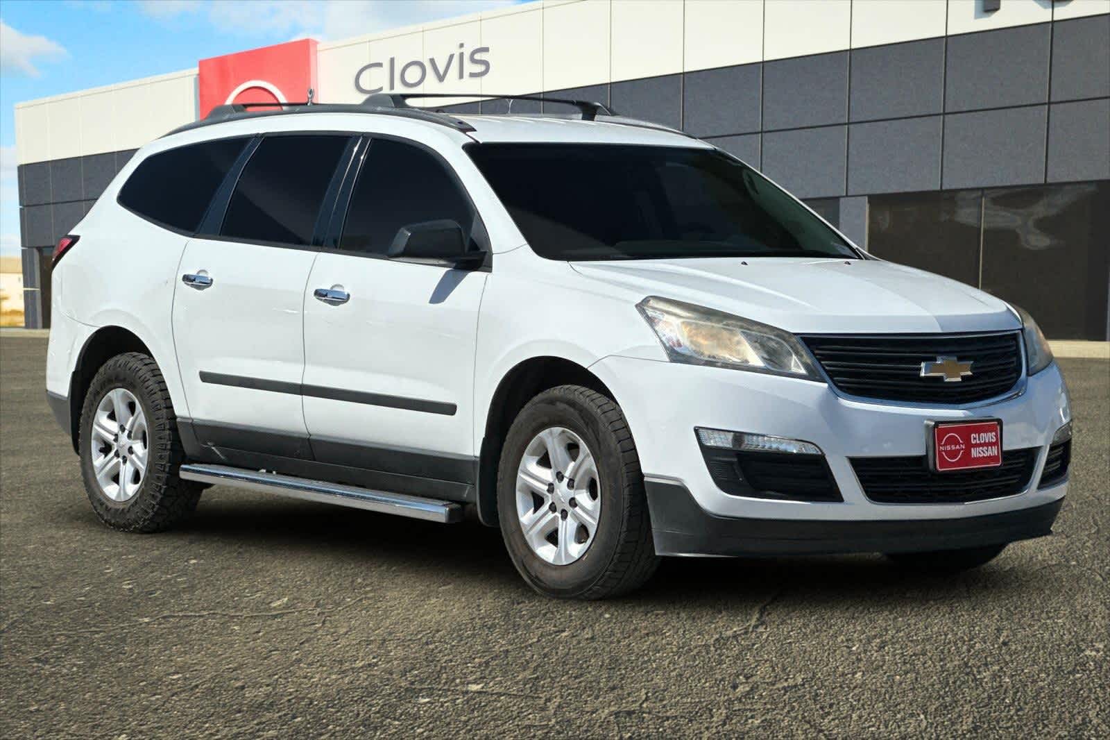 Thumbnail: 2017 Chevrolet Traverse - 10