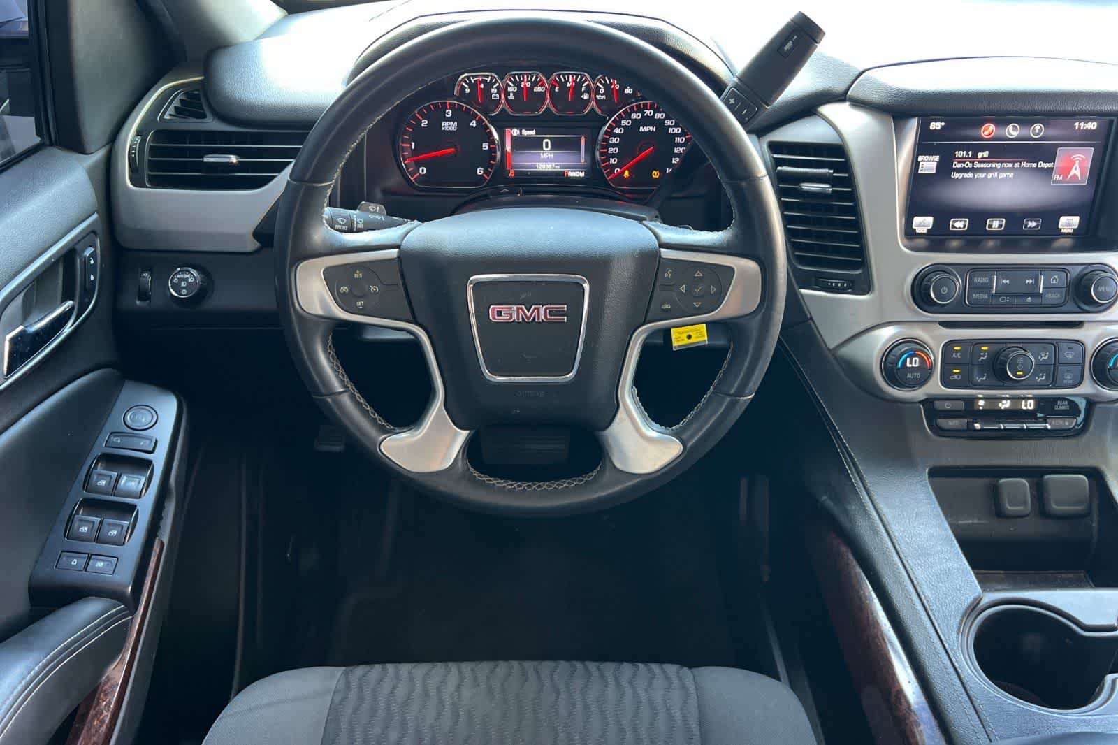 Thumbnail: 2015 GMC Yukon - 16