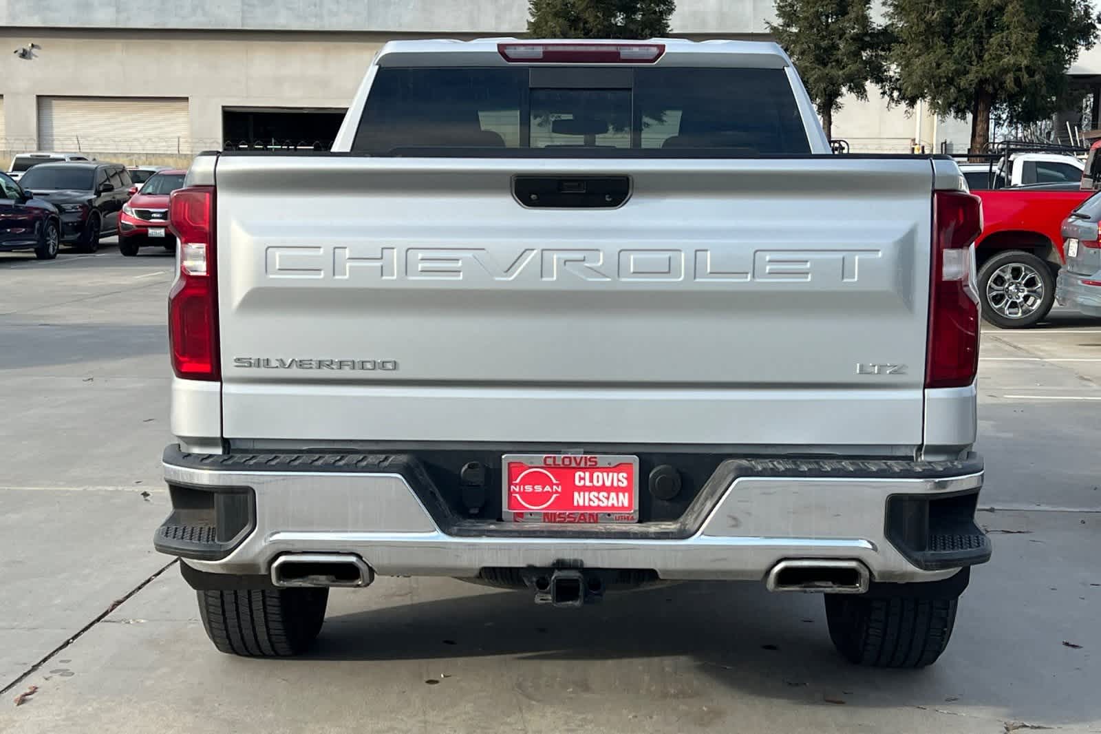 Thumbnail: 2019 Chevrolet Silverado 1500 - 8