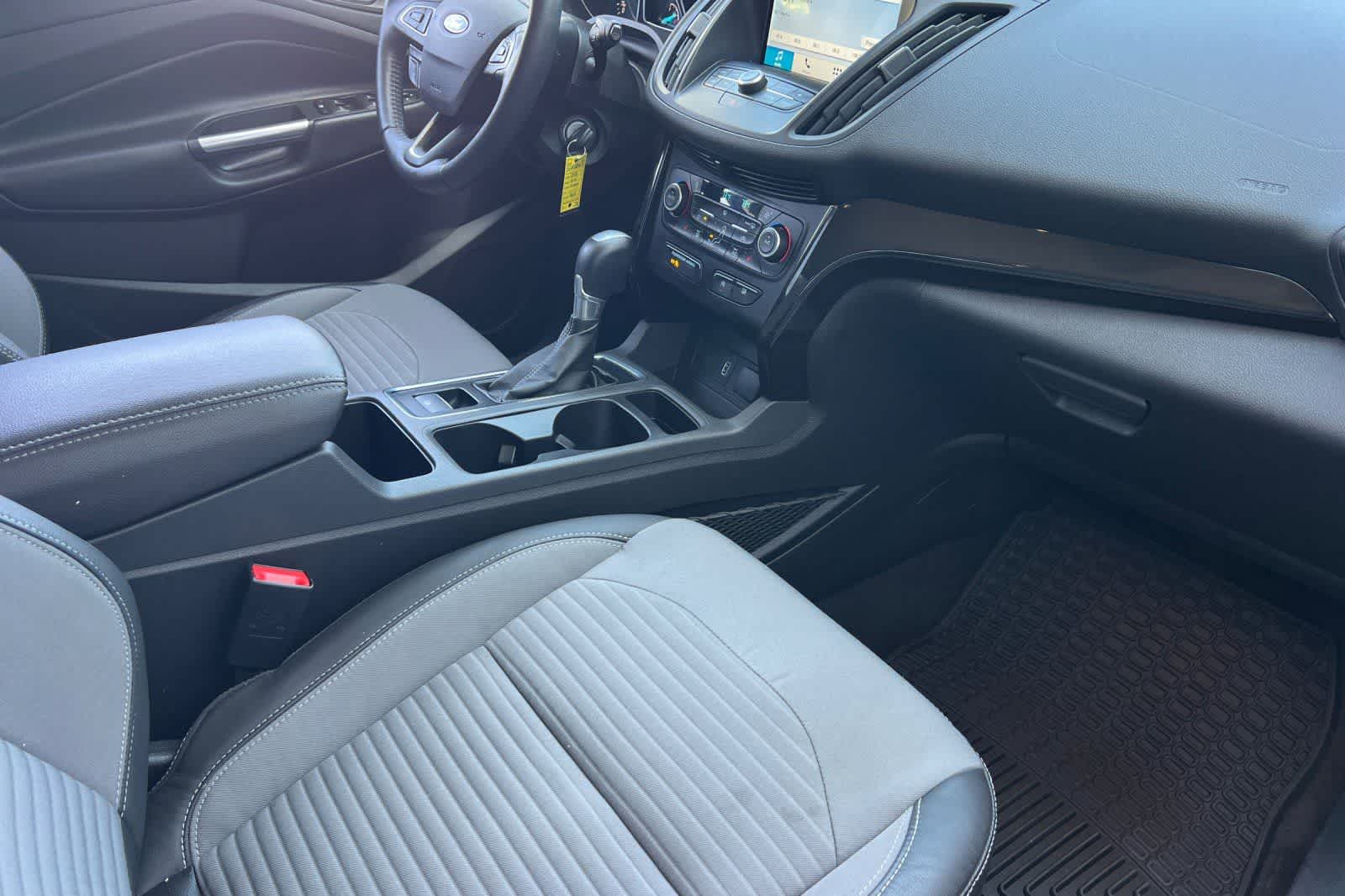 Thumbnail: 2018 Ford Escape - 18