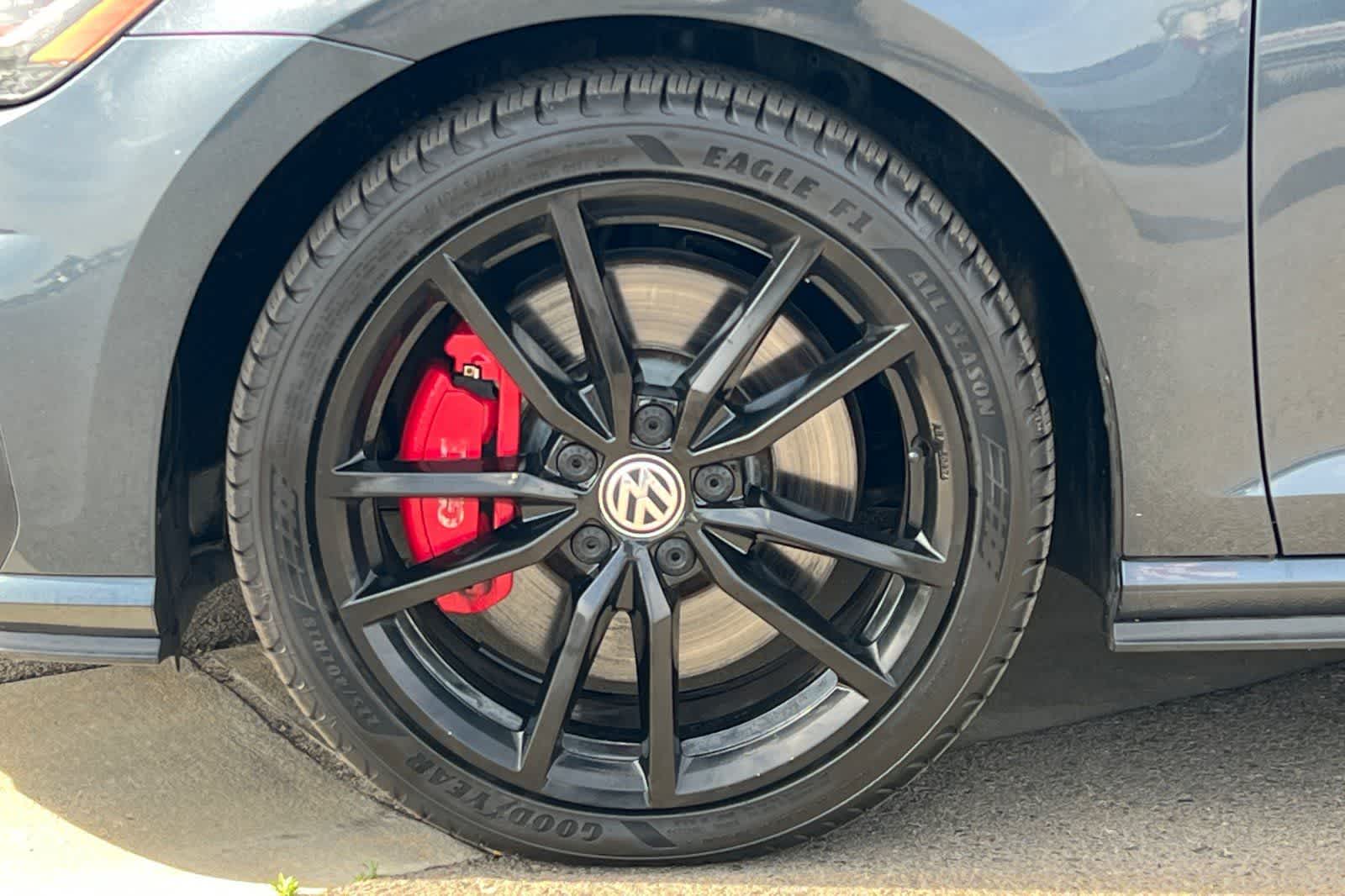 Thumbnail: 2021 Volkswagen Golf - 36