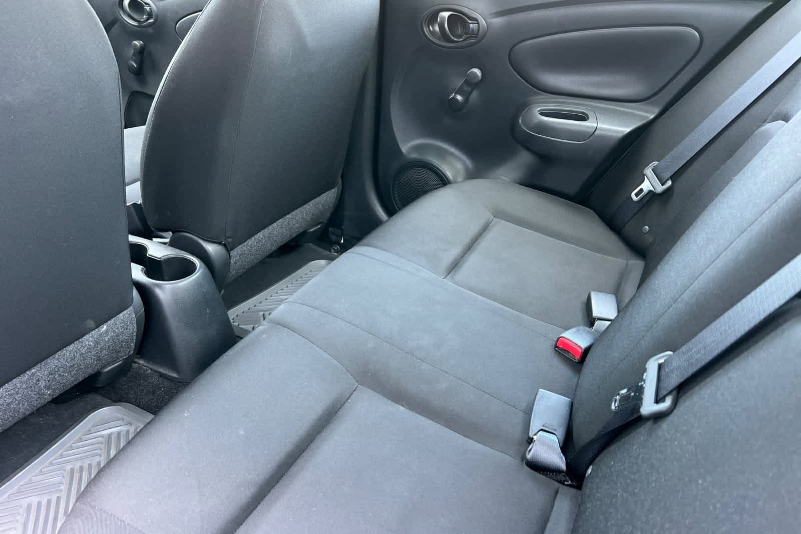 Thumbnail: 2017 Nissan Versa - 5