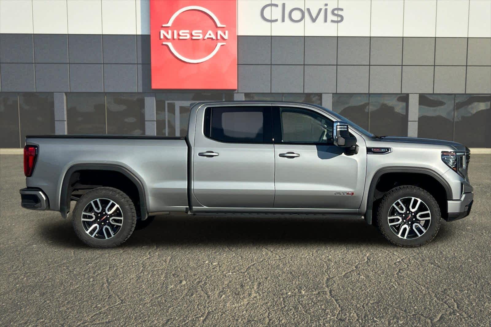 Thumbnail: 2024 GMC Sierra 1500 - 9