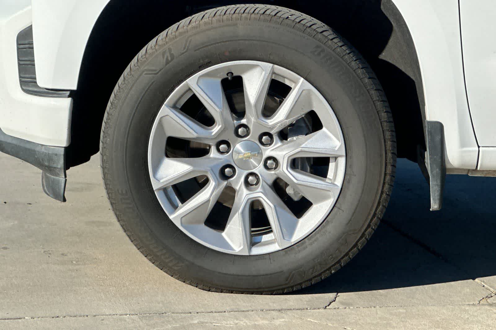 Thumbnail: 2021 Chevrolet Silverado 1500 - 26