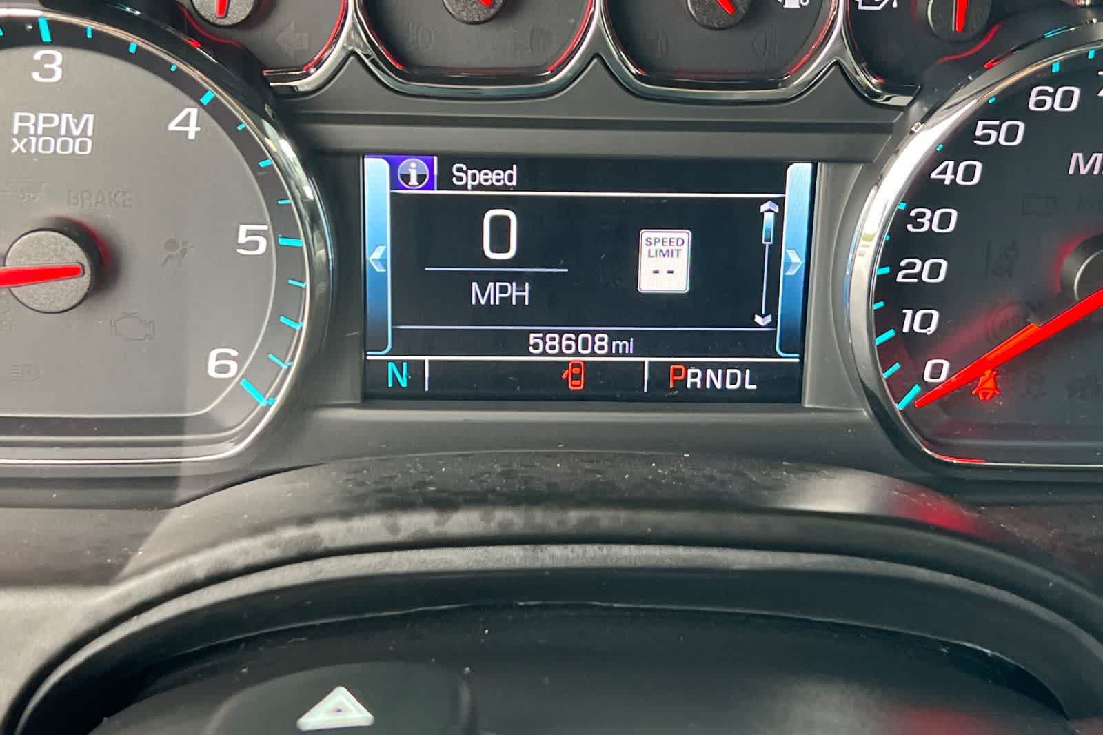 Thumbnail: 2019 Chevrolet Suburban - 28