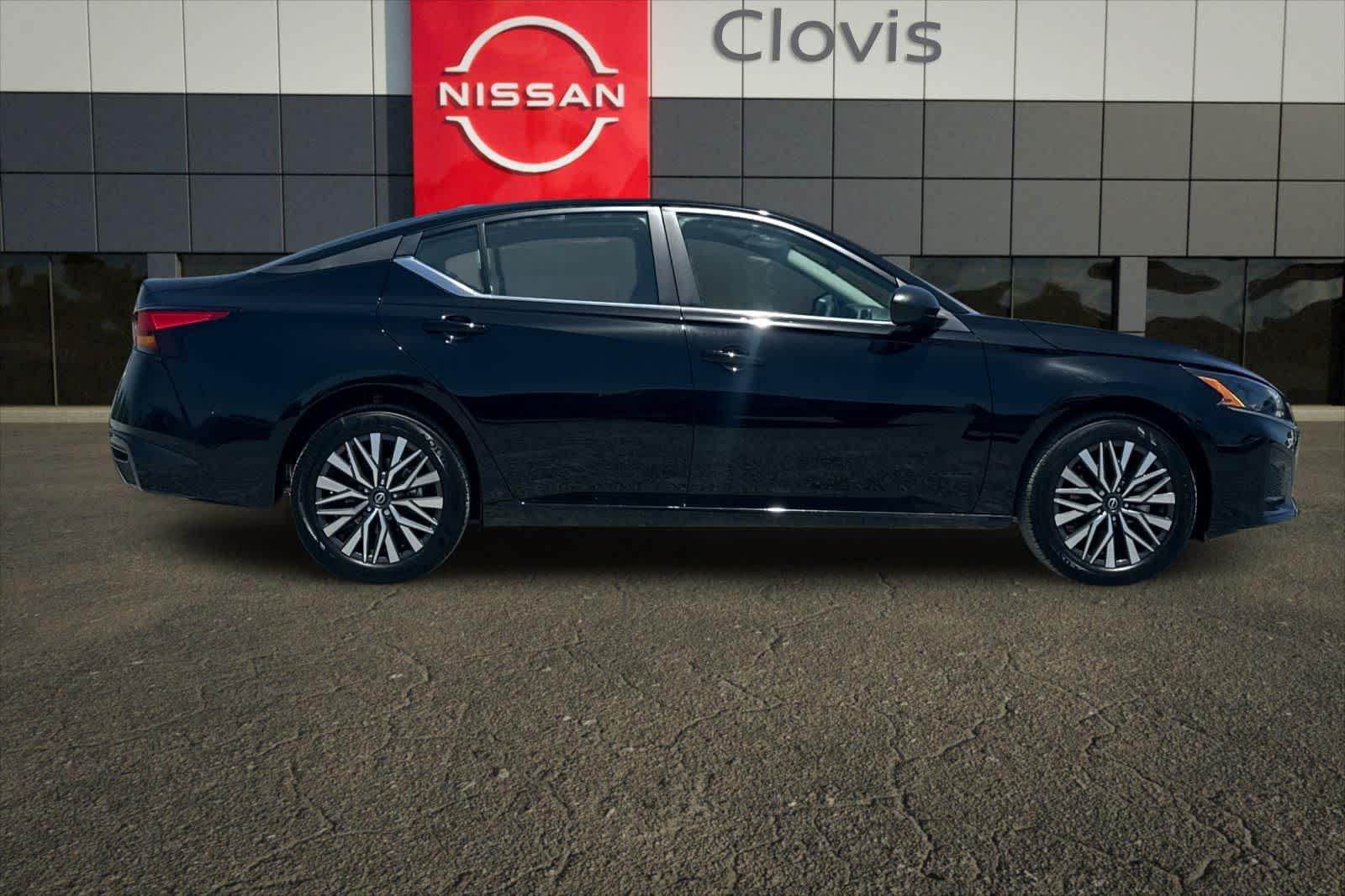 Thumbnail: 2026 Nissan Altima - 9