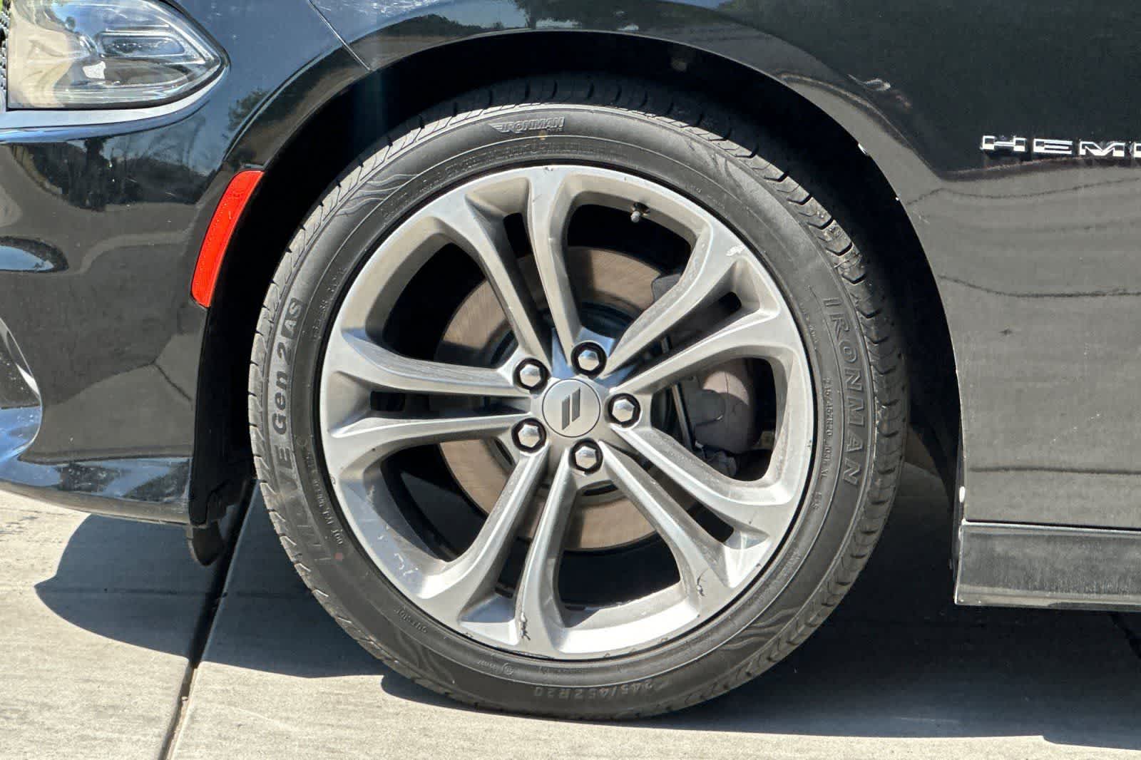 Thumbnail: 2020 Dodge Charger - 34