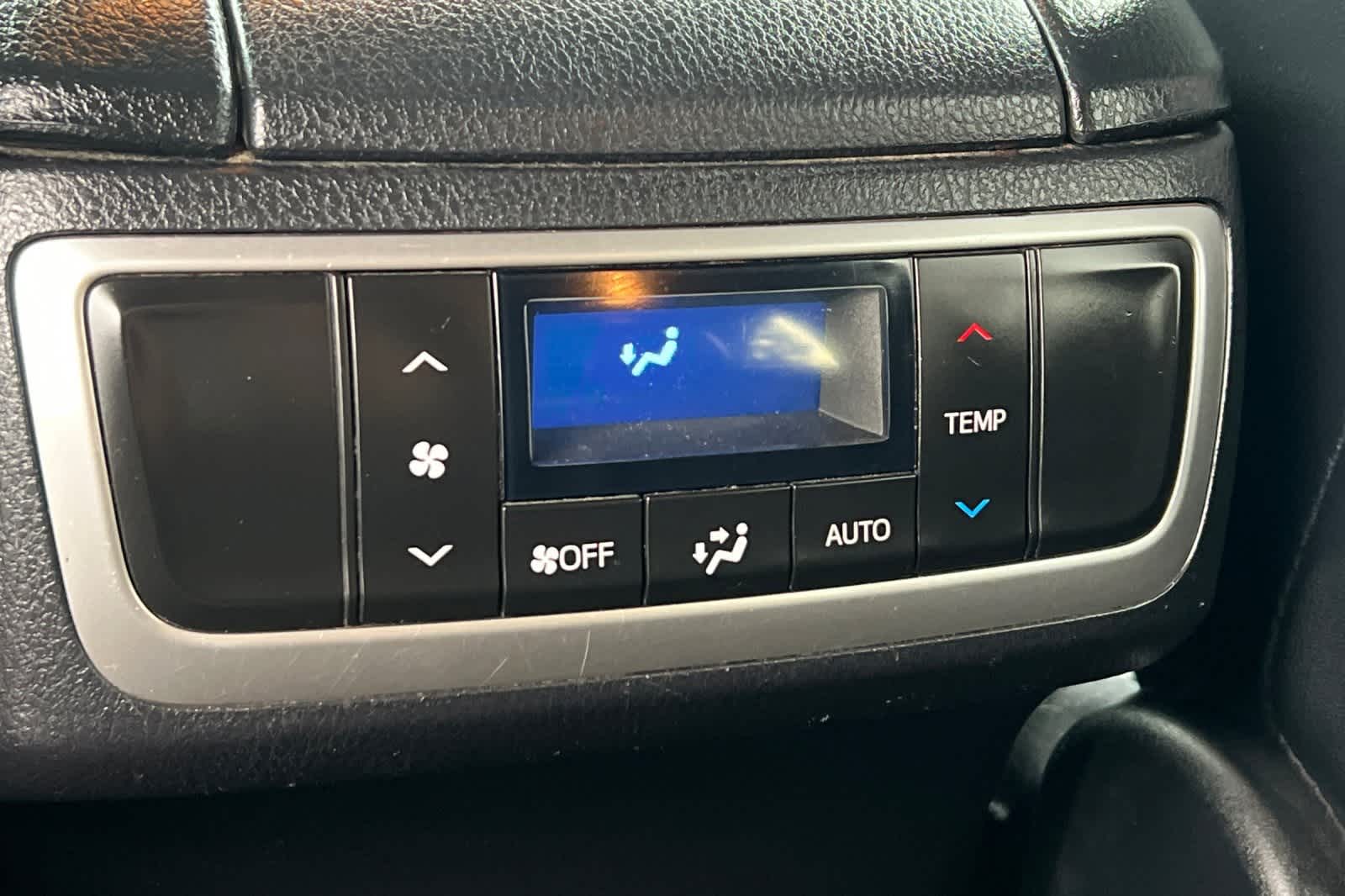 Thumbnail: 2017 Toyota Highlander - 15