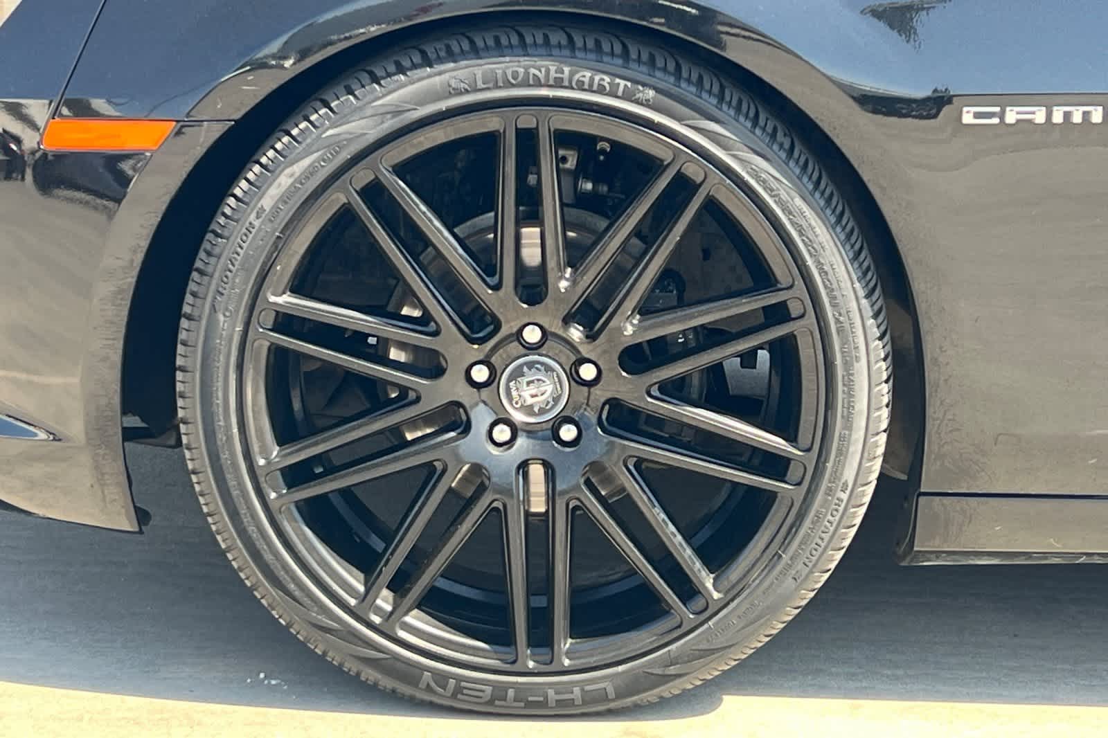 Thumbnail: 2015 Chevrolet Camaro - 12