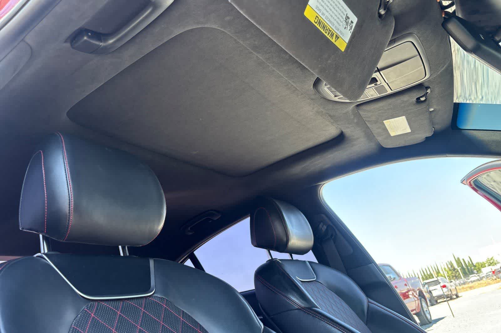 Thumbnail: 2019 Genesis G70 - 18