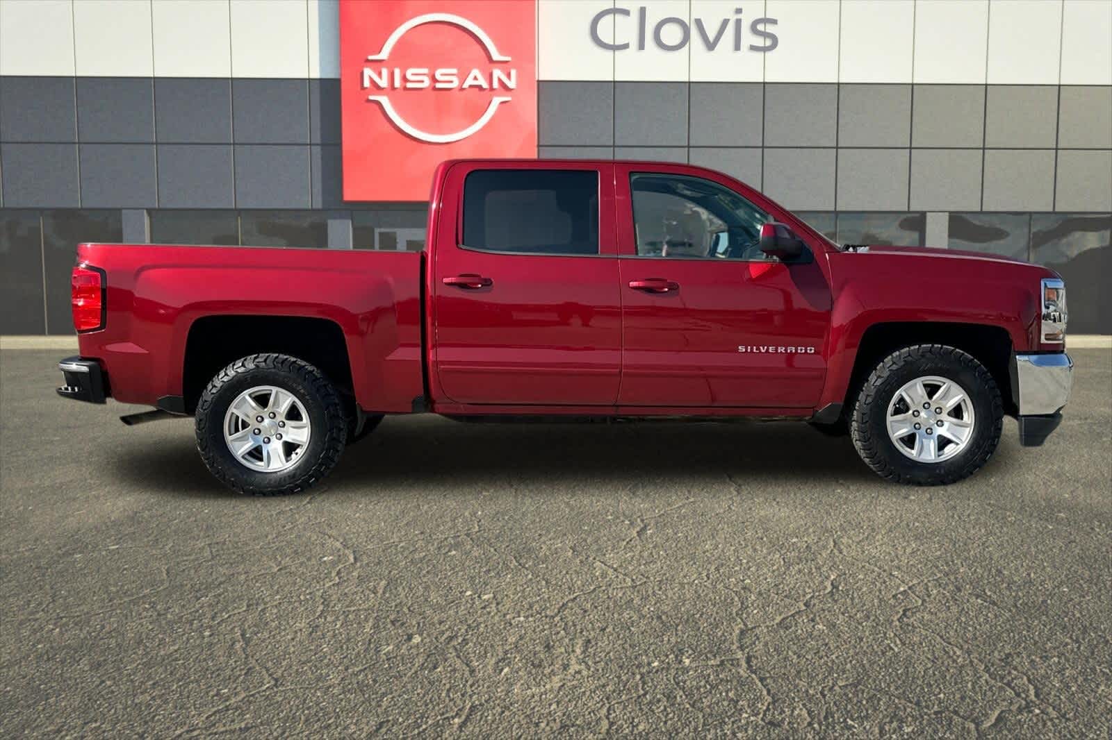 Thumbnail: 2018 Chevrolet Silverado 1500 - 9