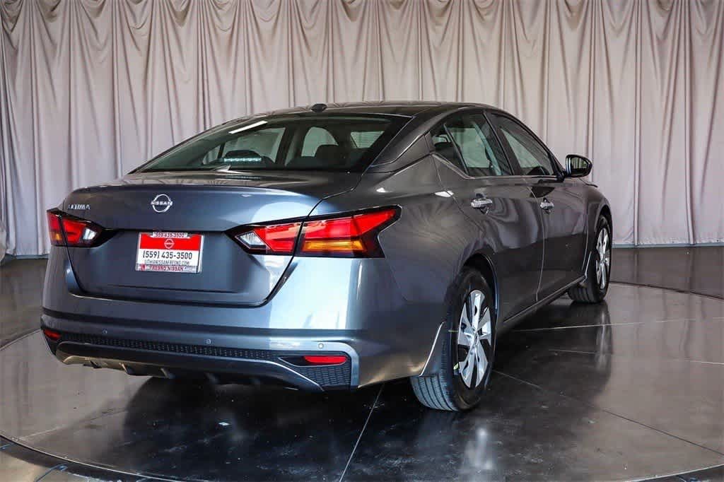 Thumbnail: 2025 Nissan Altima - 5