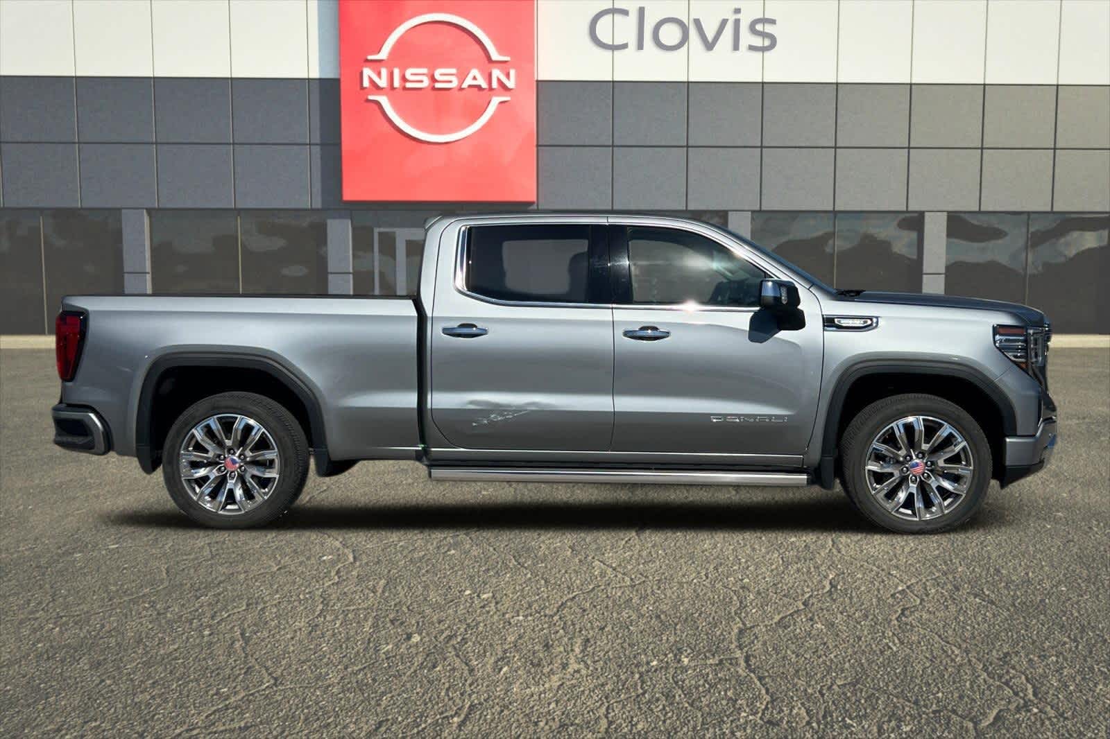 Thumbnail: 2023 GMC Sierra 1500 - 9