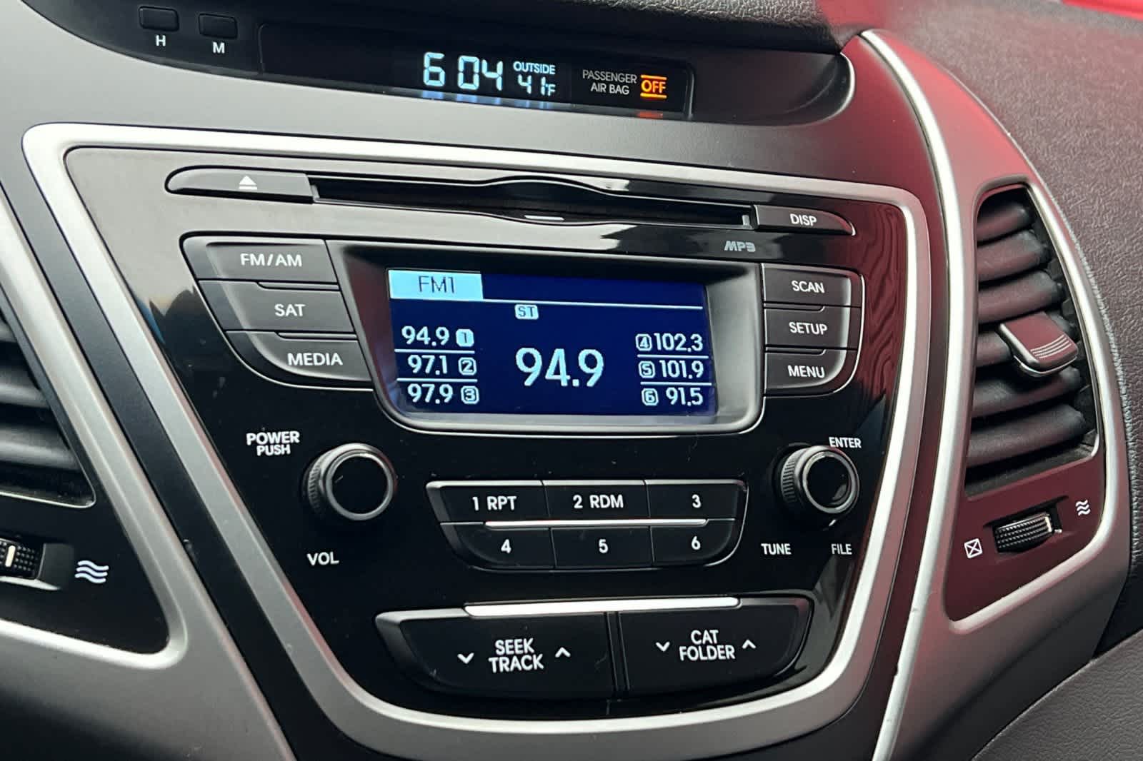 Thumbnail: 2015 Hyundai Elantra - 20