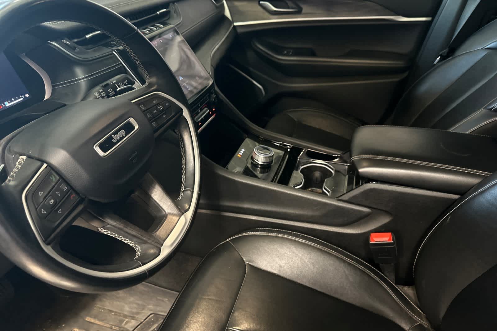 Thumbnail: 2021 Jeep Grand Cherokee L - 13