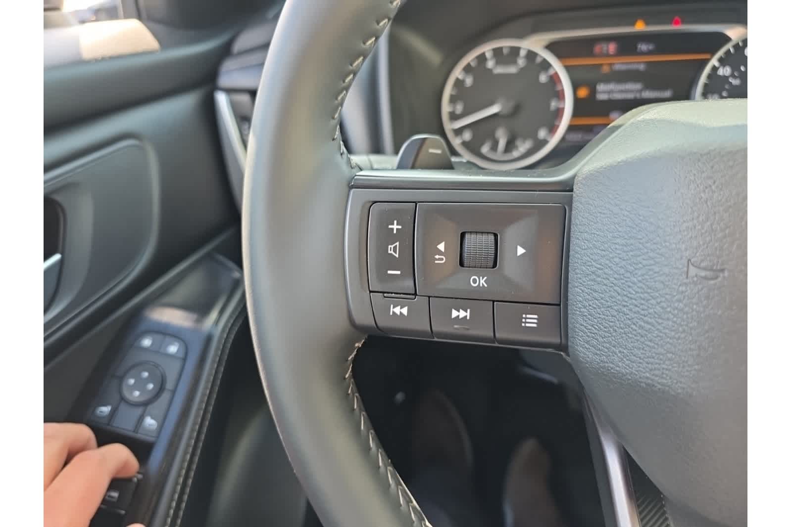 Thumbnail: 2026 Nissan Rogue - 23