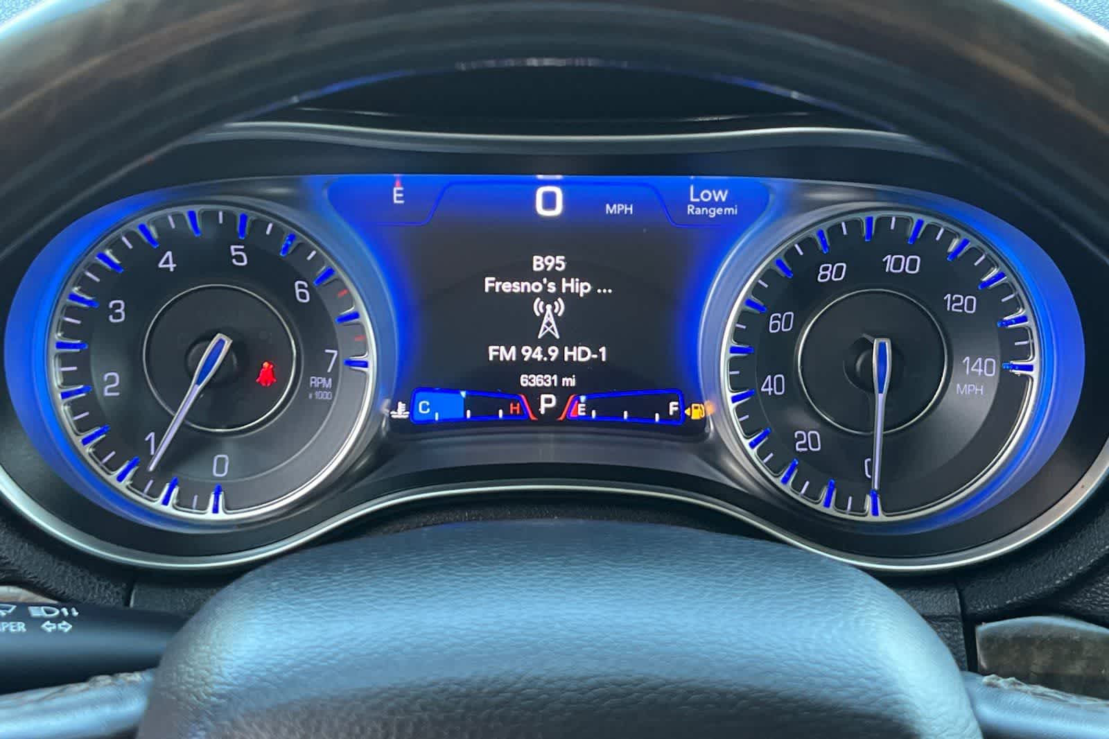 Thumbnail: 2019 Chrysler 300 - 31