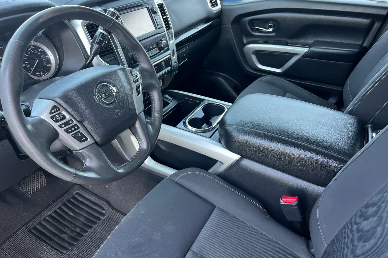 Thumbnail: 2017 Nissan Titan - 14