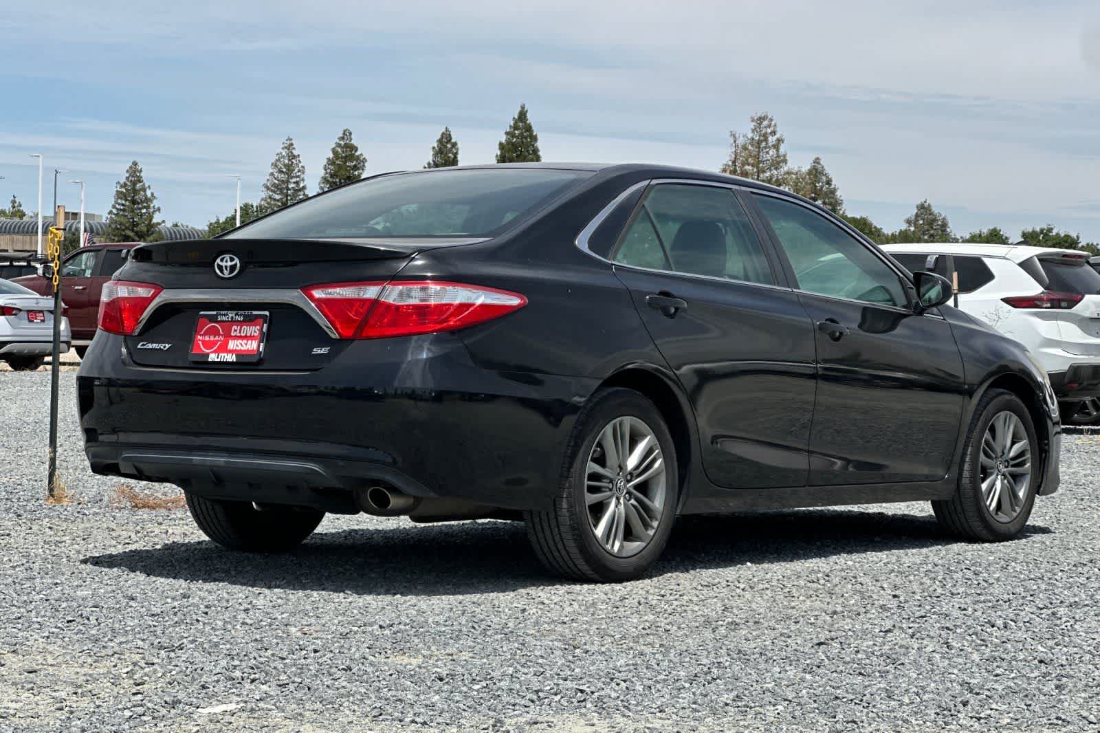 Thumbnail: 2016 Toyota Camry - 3
