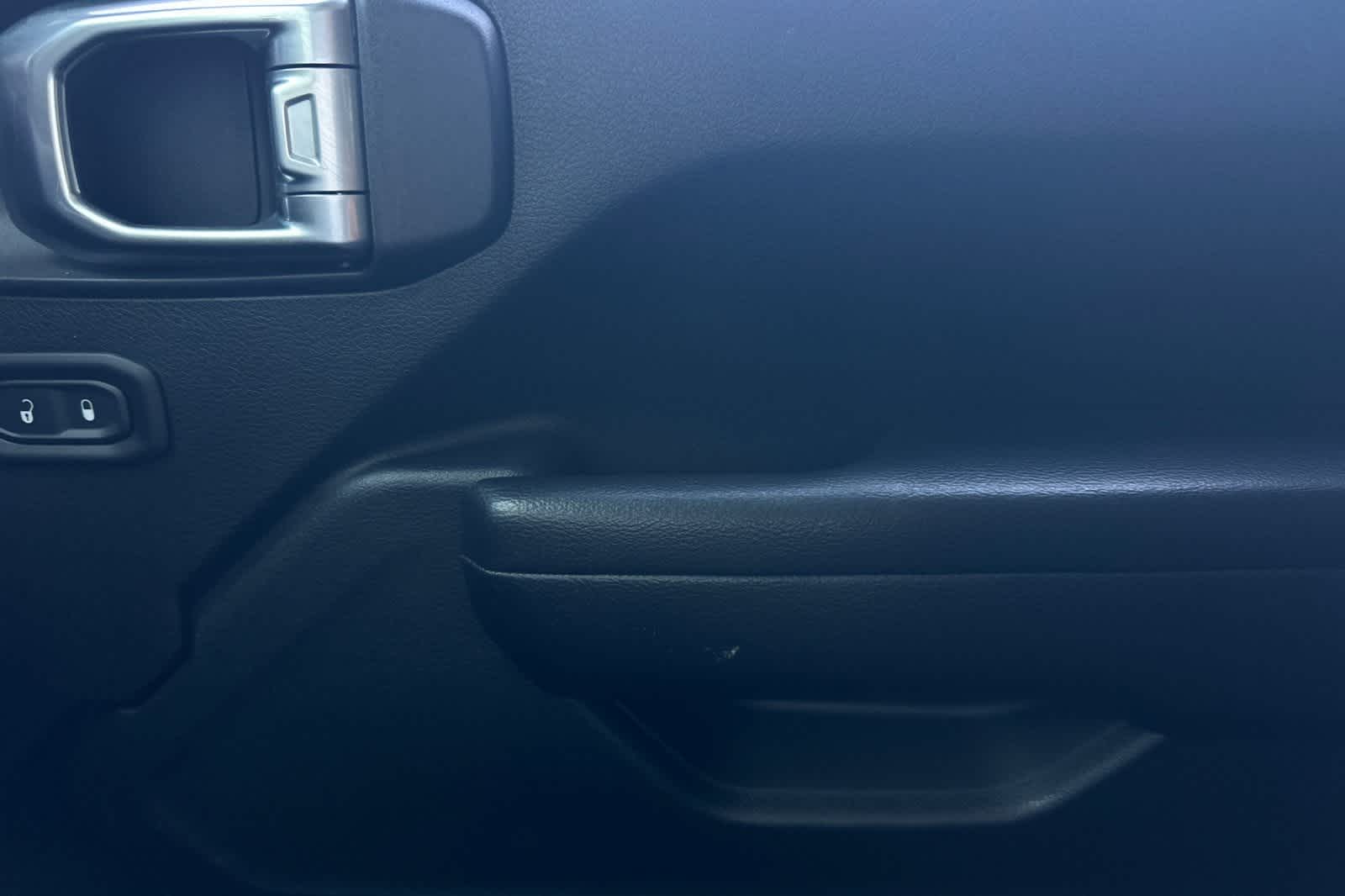 Thumbnail: 2018 Jeep Wrangler - 20