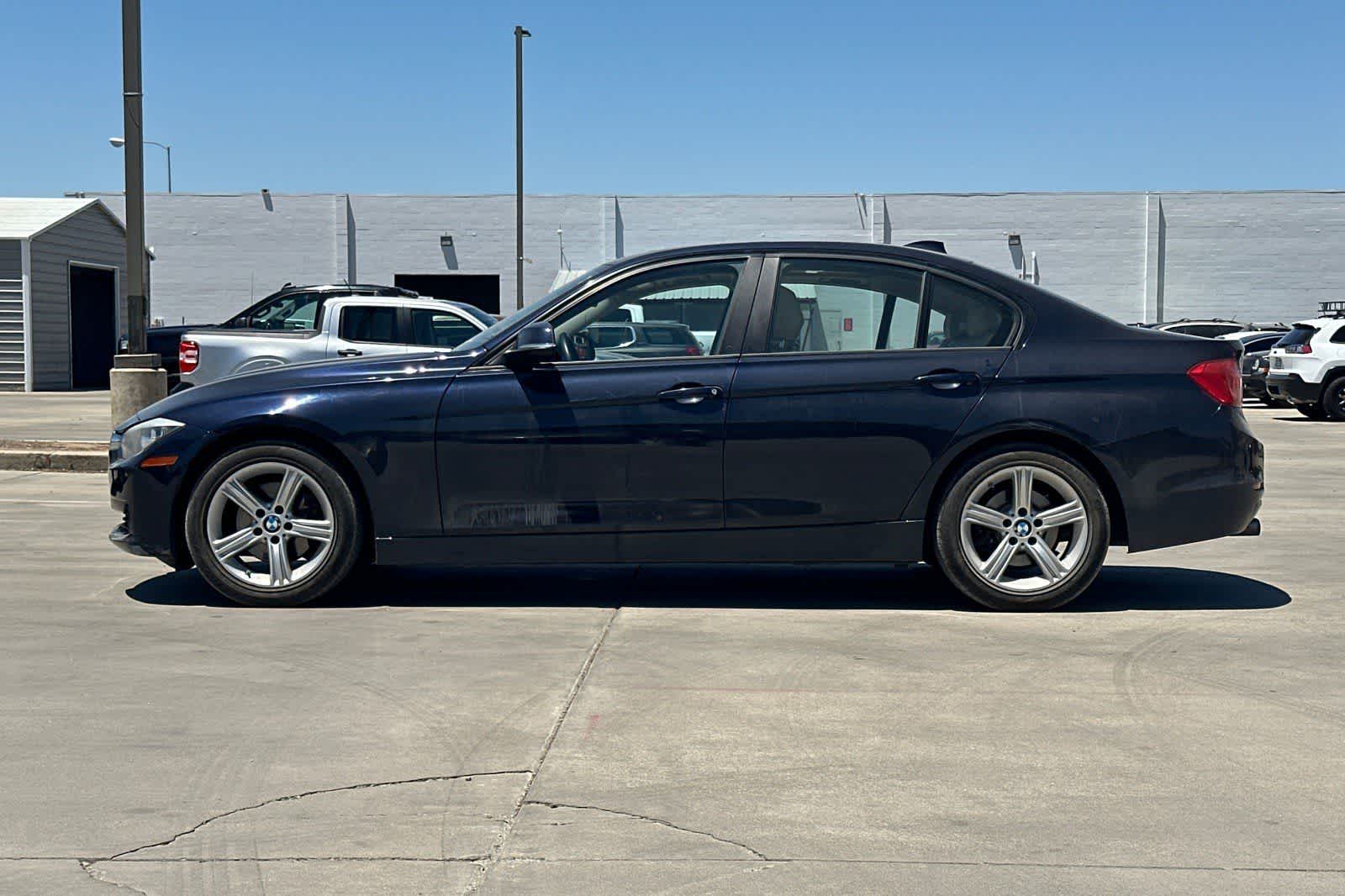 Thumbnail: 2013 BMW 3 Series - 6