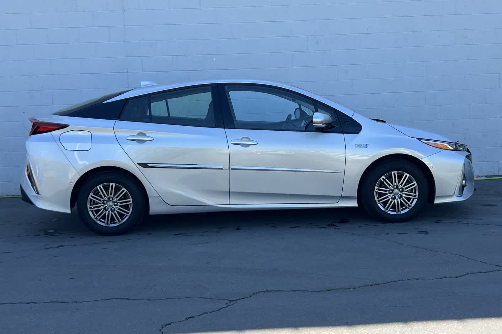 Thumbnail: 2019 Toyota Prius Prime - 9