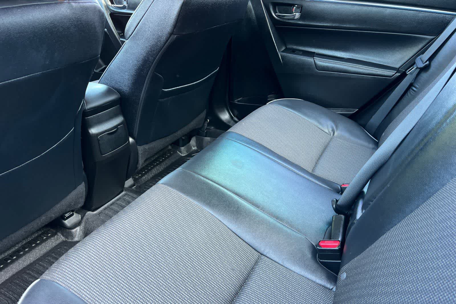 Thumbnail: 2015 Toyota Corolla - 5