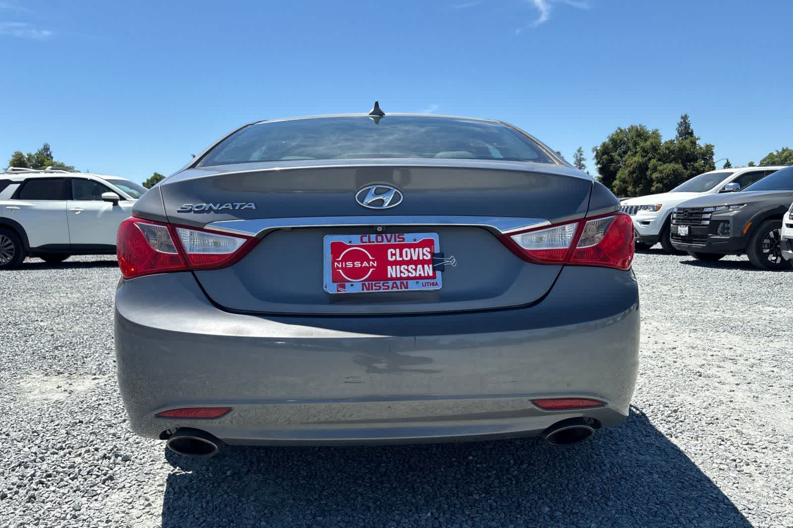 Thumbnail: 2013 Hyundai Sonata - 6
