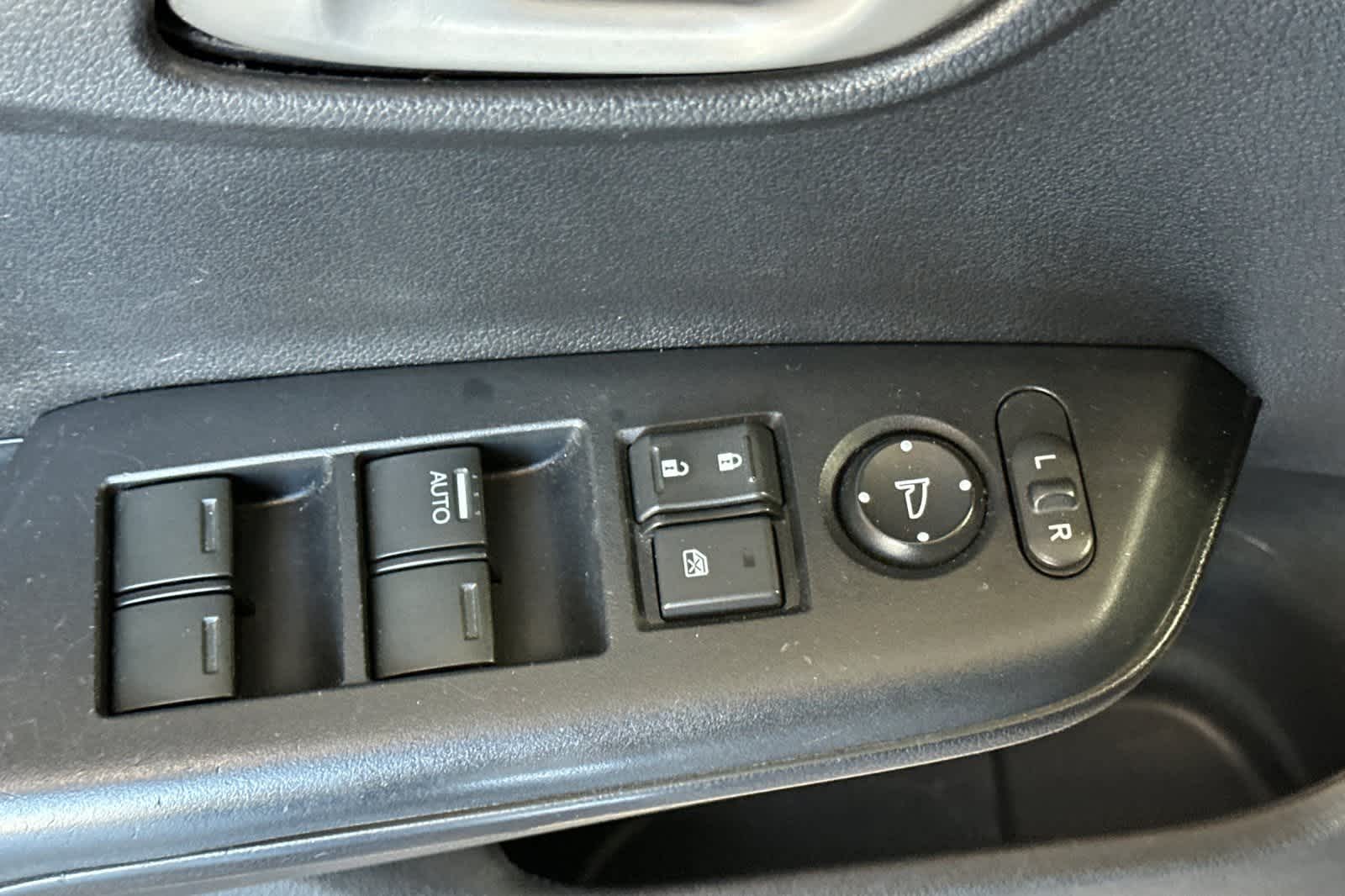 Thumbnail: 2015 Honda Civic - 16