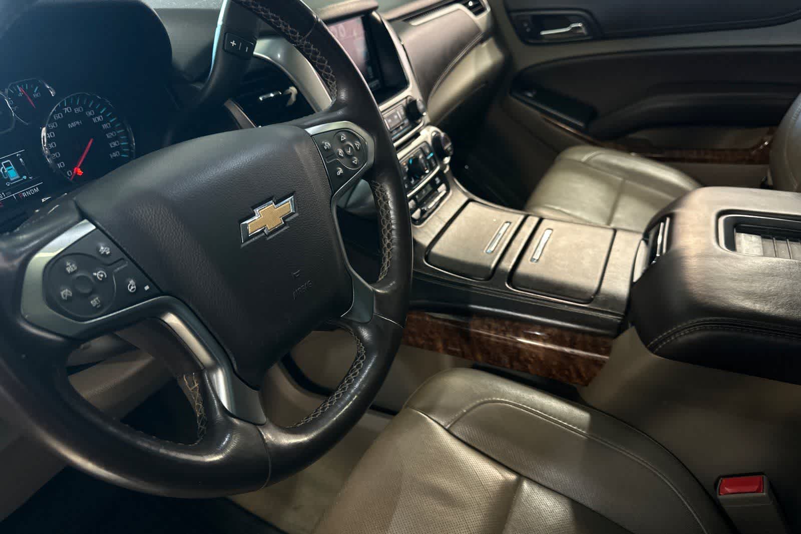 Thumbnail: 2015 Chevrolet Suburban - 14