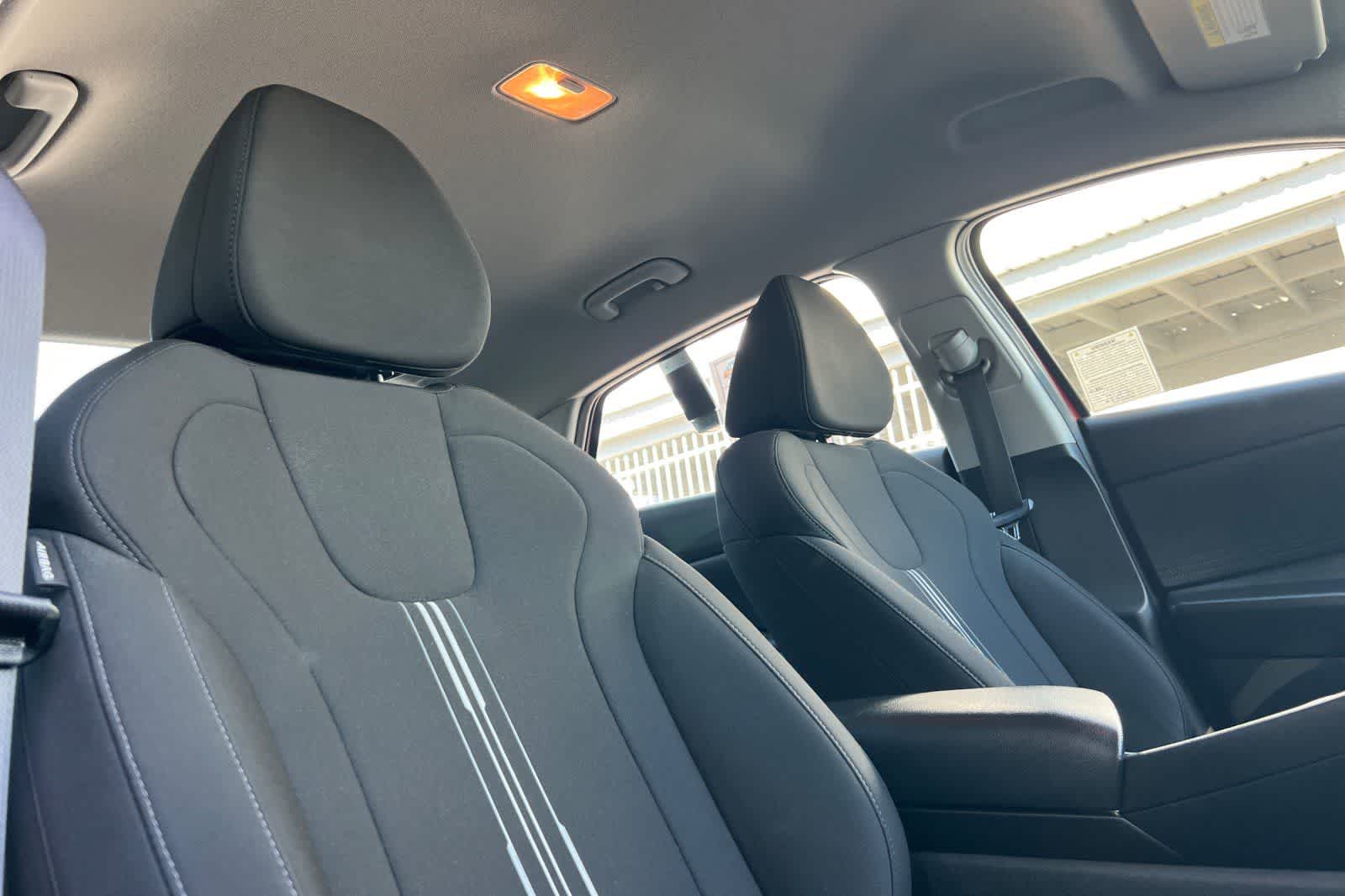 Thumbnail: 2024 Hyundai Elantra - 18