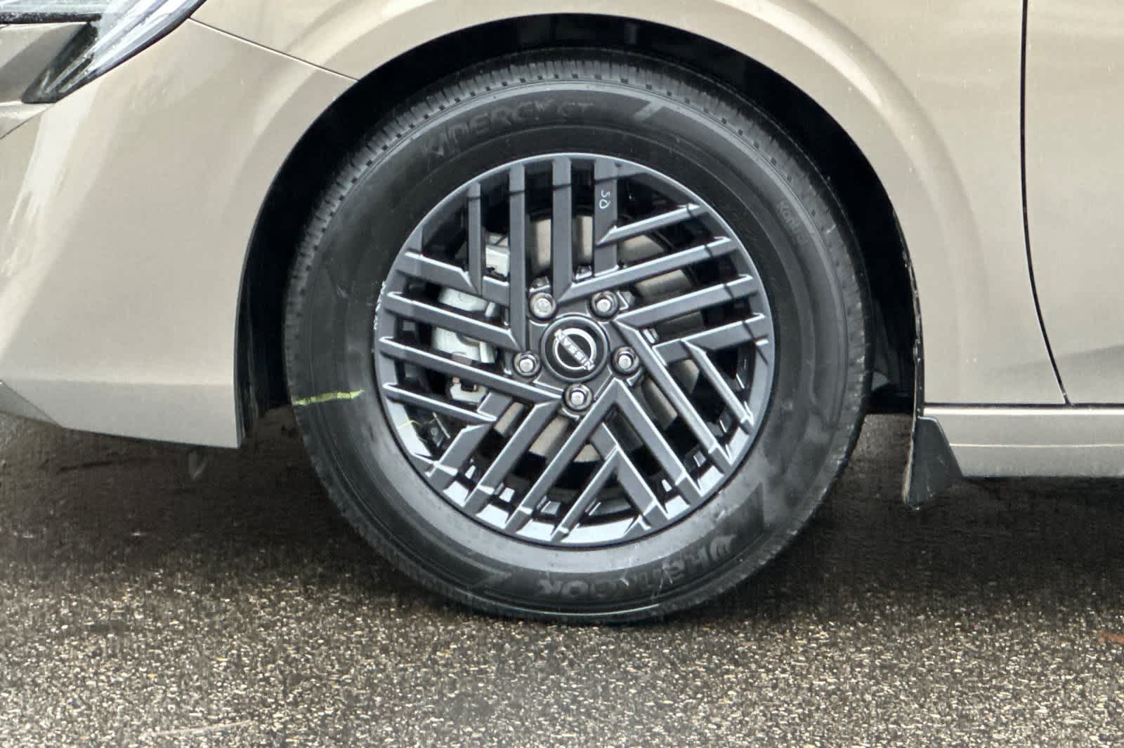 Thumbnail: 2026 Nissan Sentra - 32